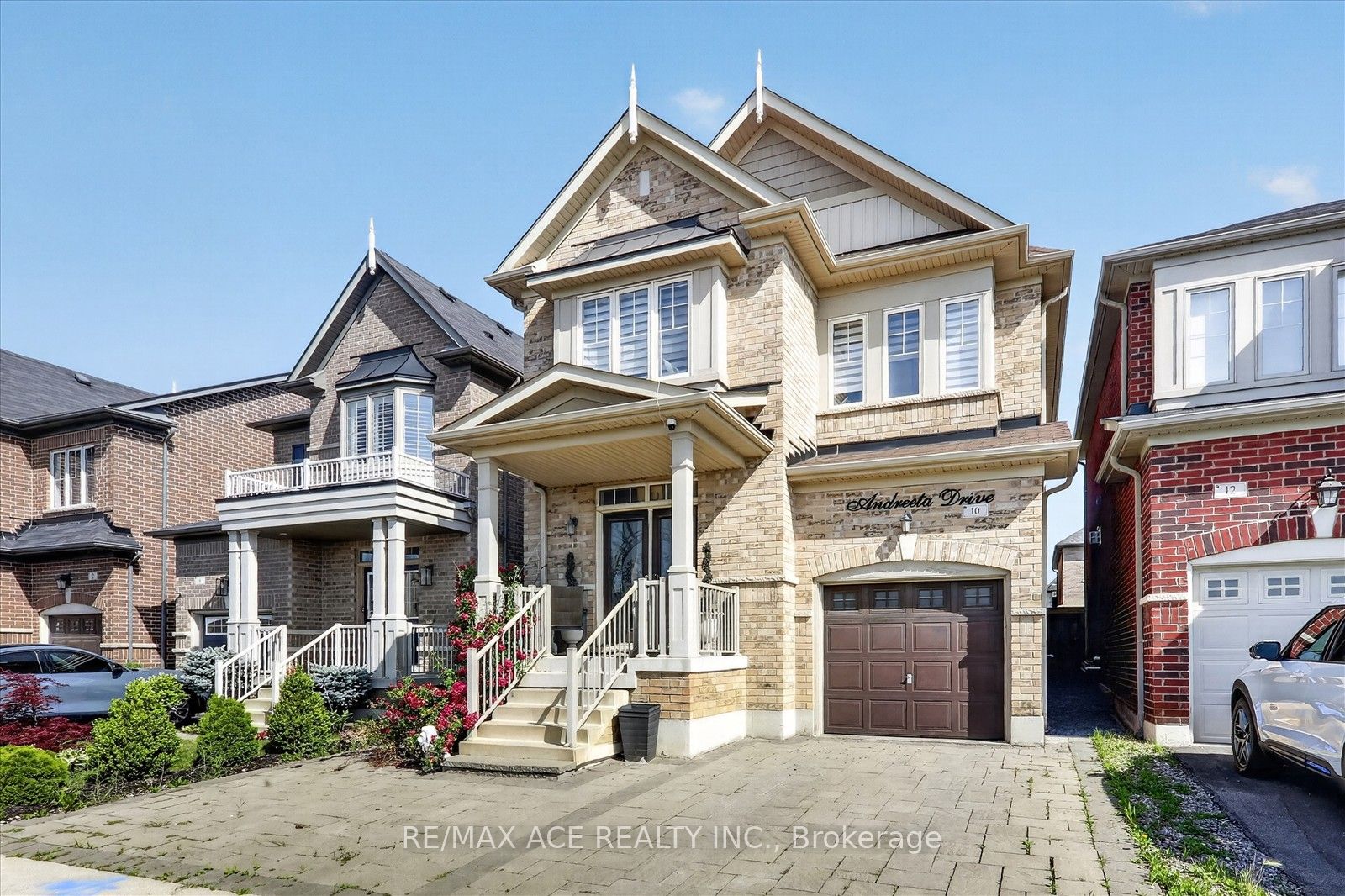 10 Andreeta Drive