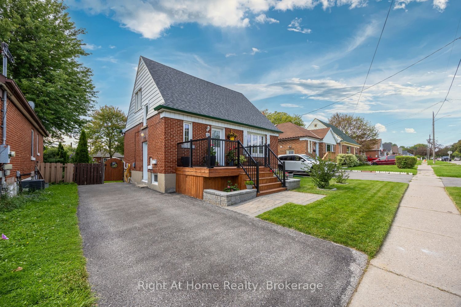 128 Lasalle Avenue