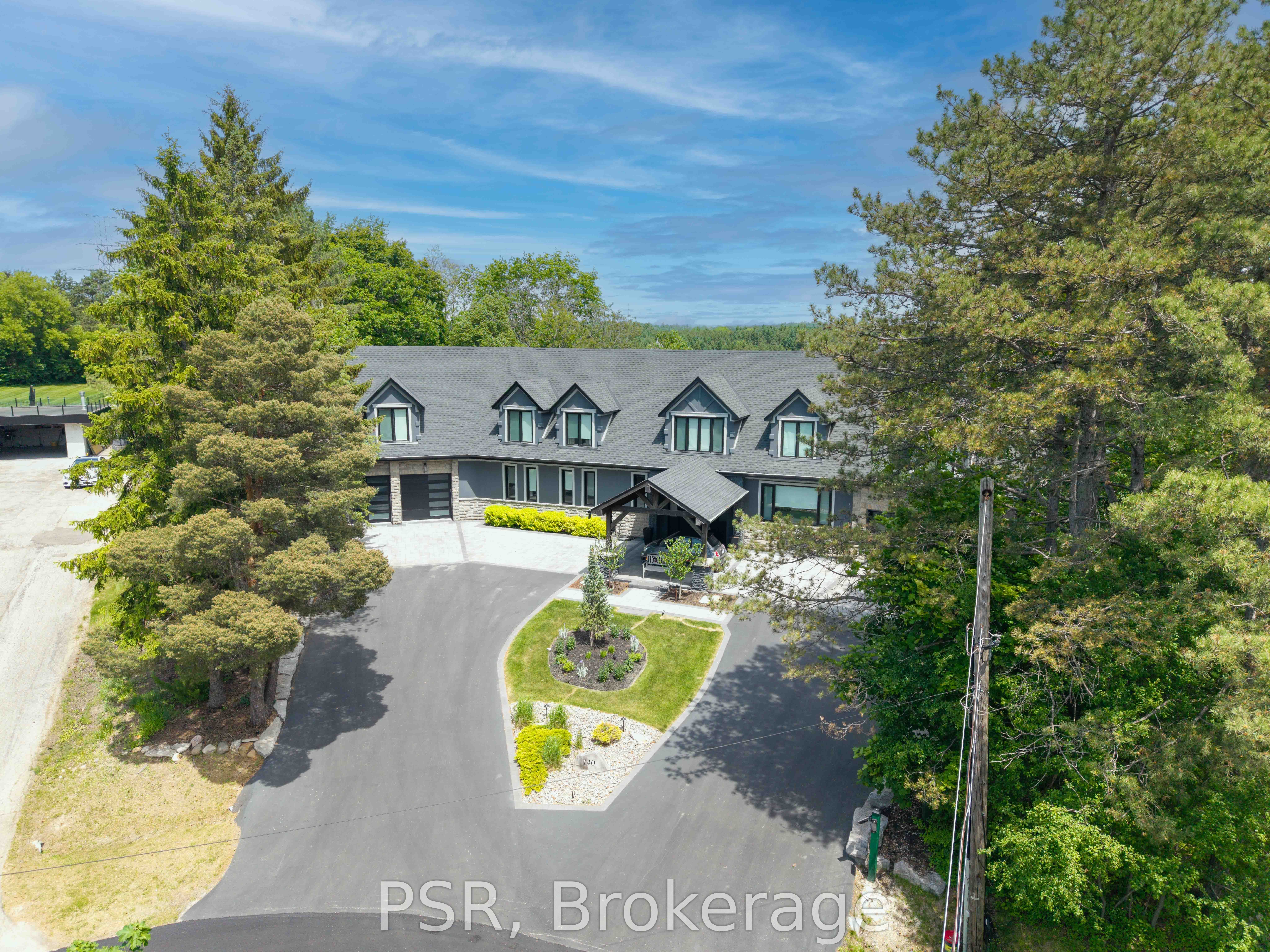 140 Ravendale Court