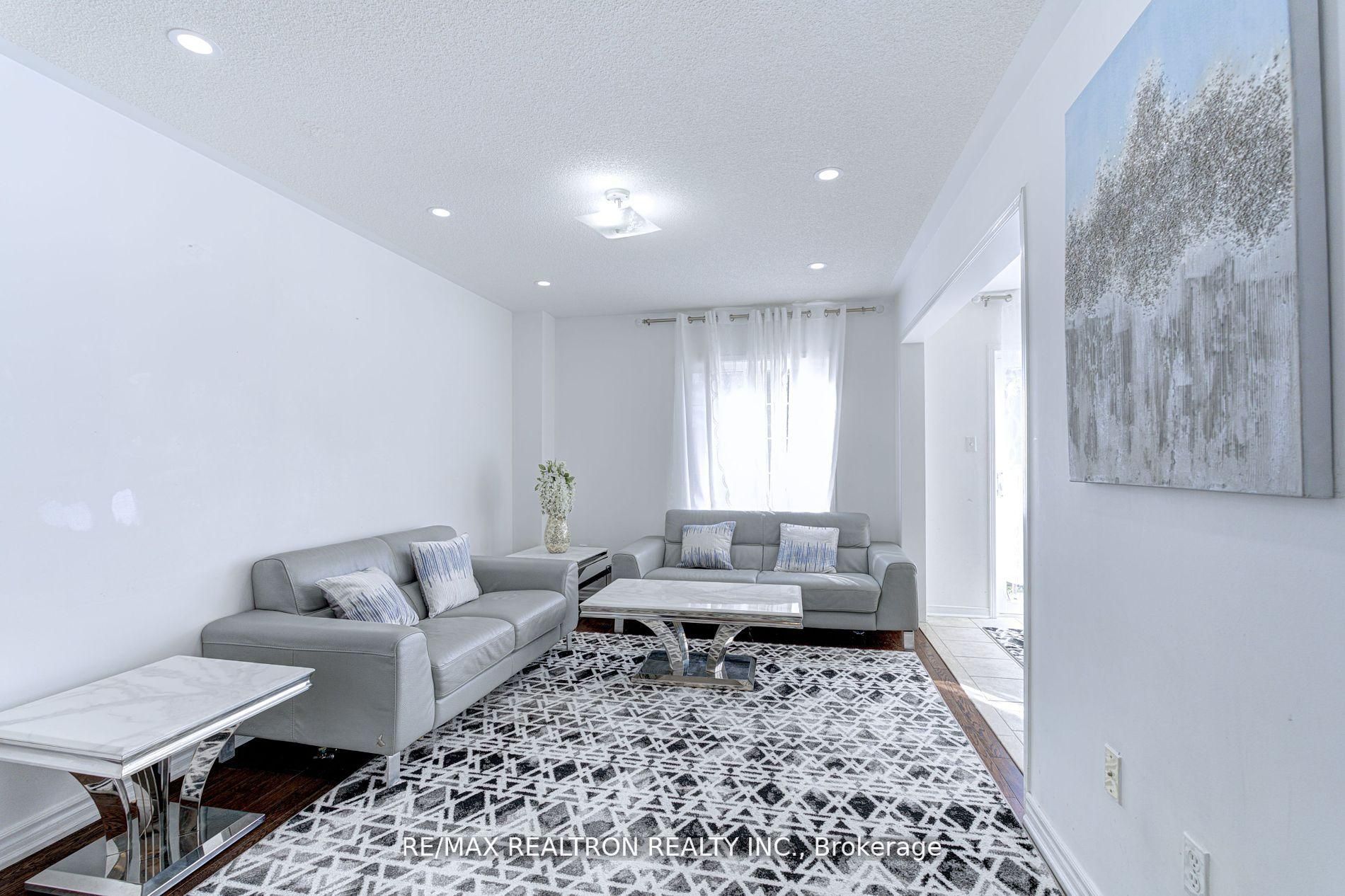 88 Banbrooke Crescent