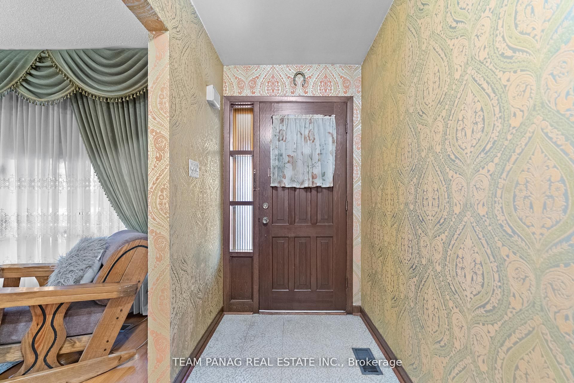 7700 Netherwood Road