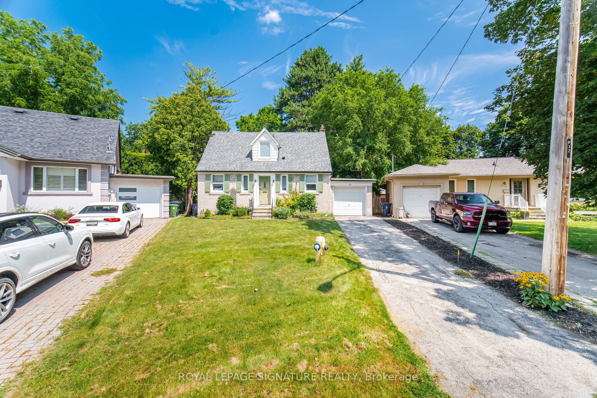 10 Elmview Court