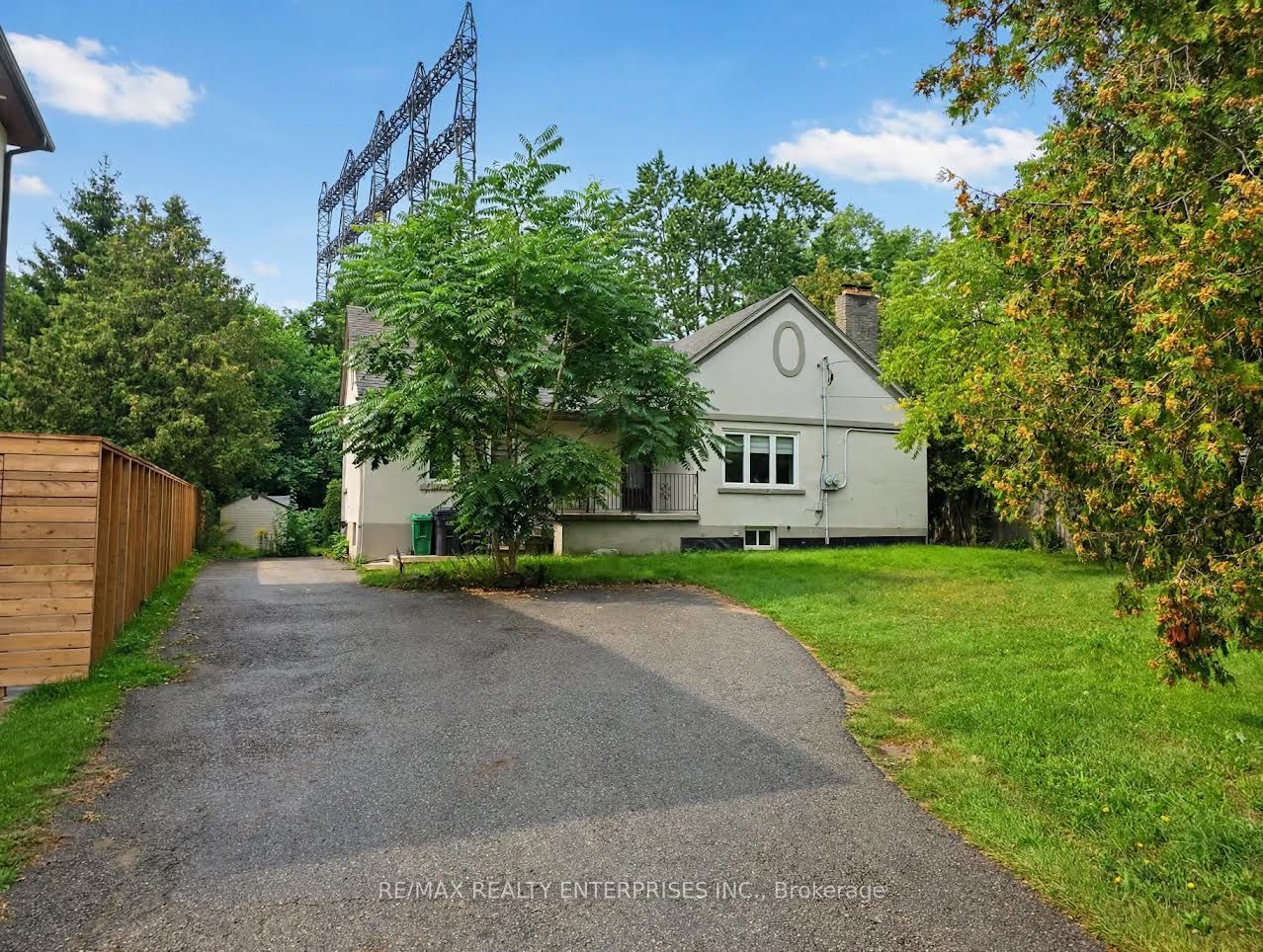1228 Haig Boulevard