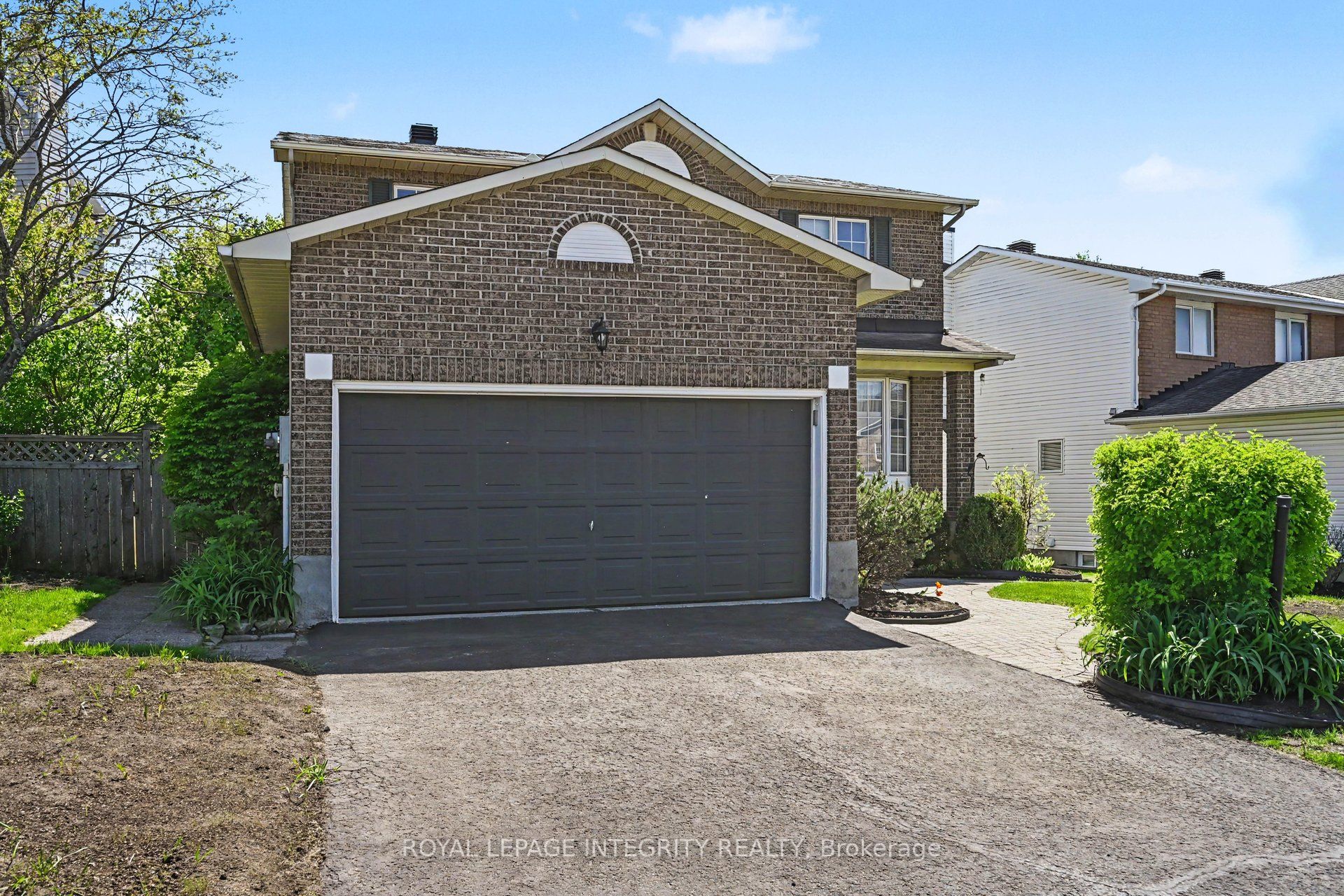 168 Springwater Drive S