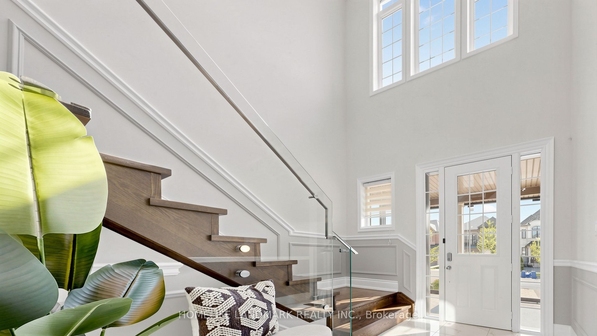 25 Cannes Avenue