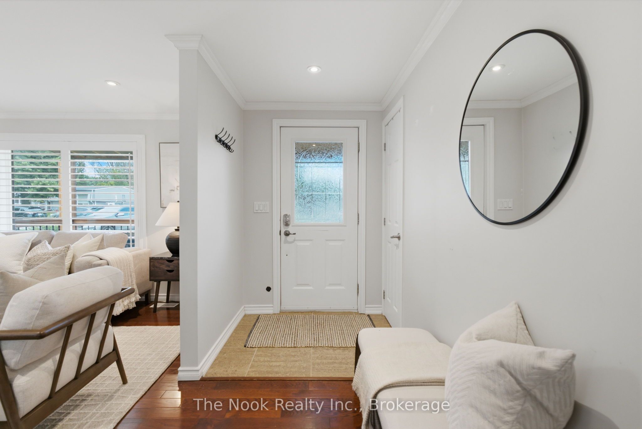 7 Pineridge Crescent