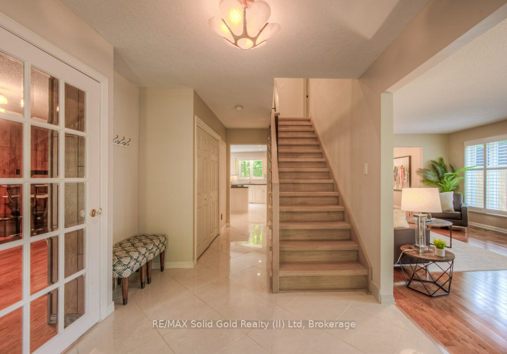 17 Post Horn Place