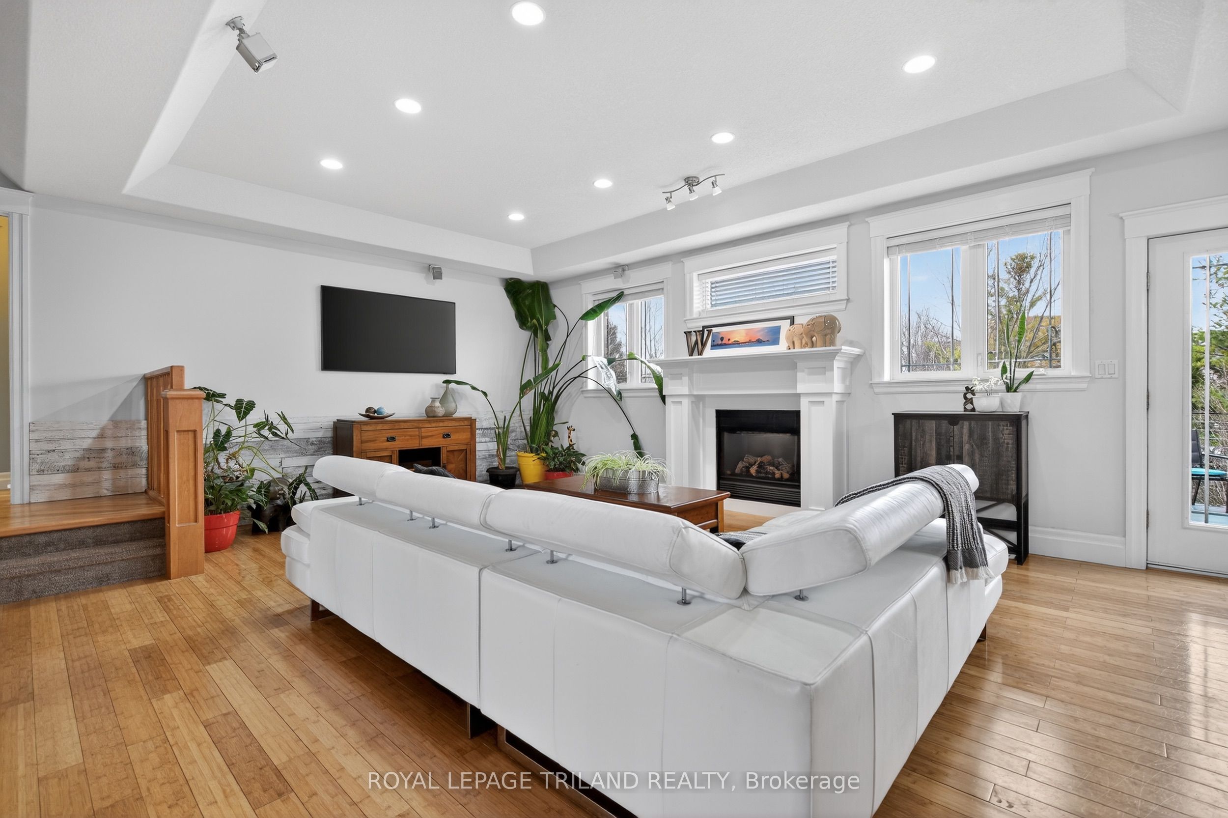 24 Earlscourt Terrace