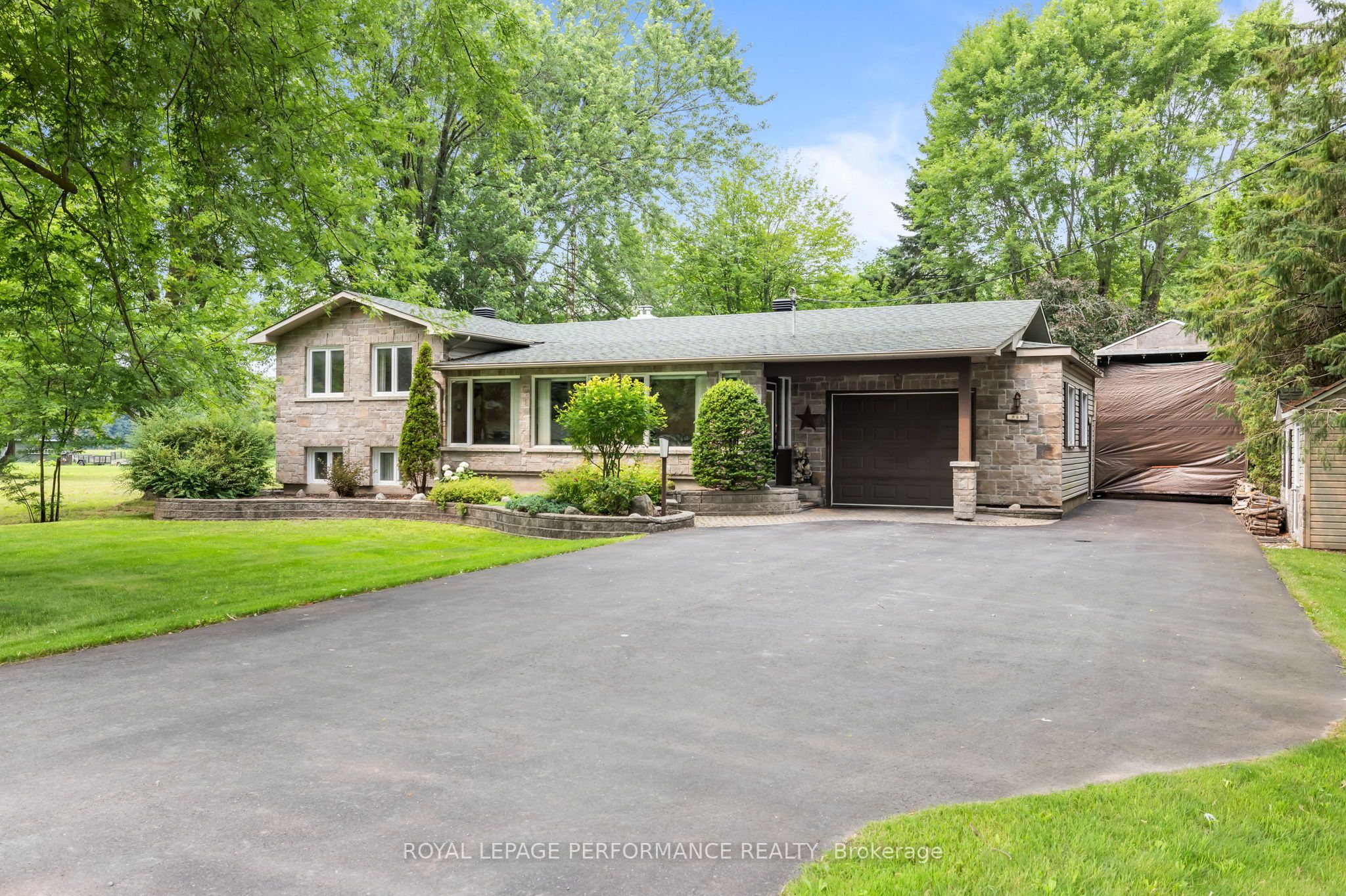 828 Principale Street