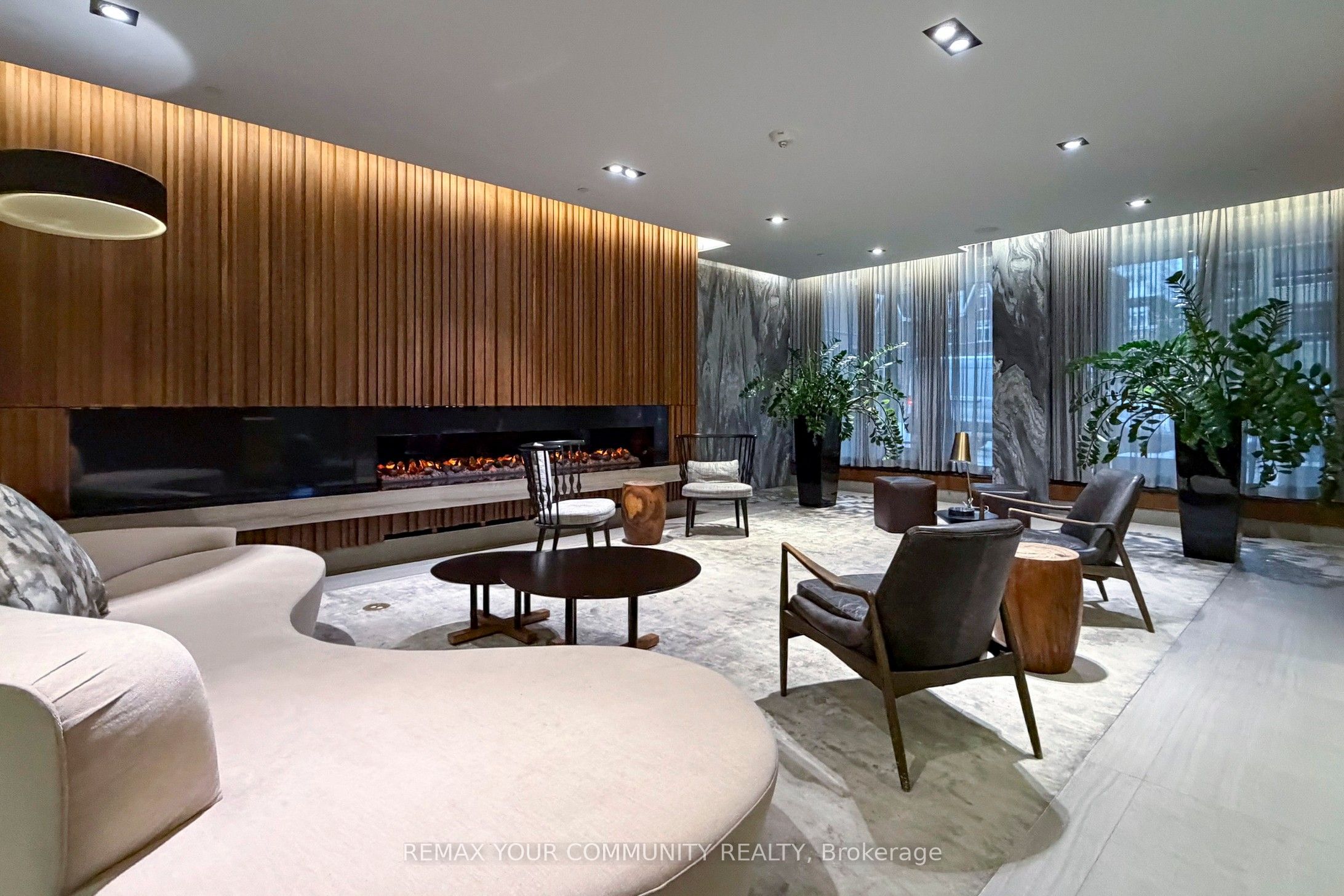 125 Redpath Avenue 1005