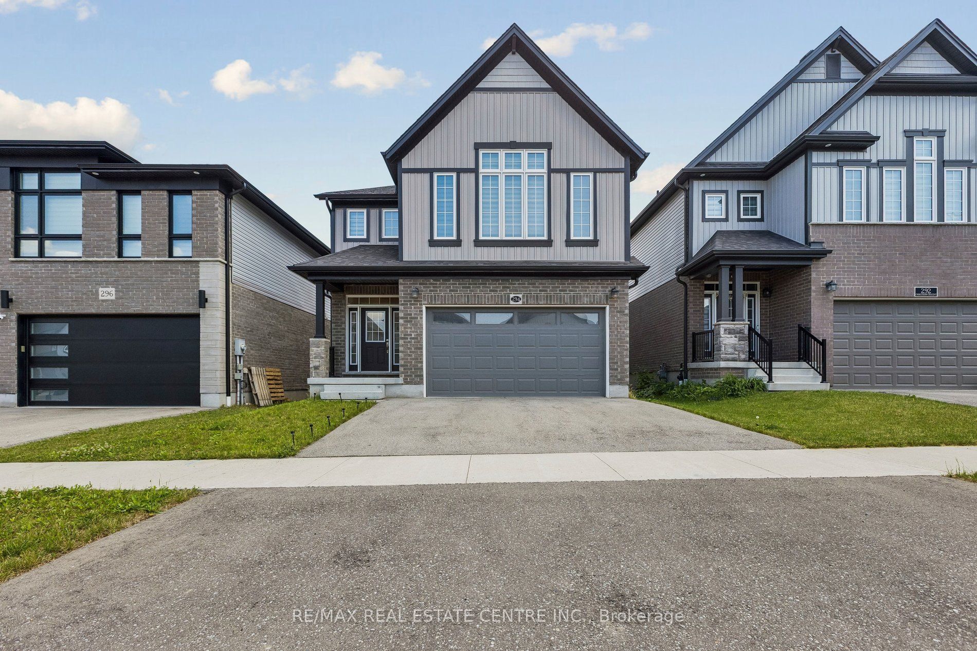 294 Chokecherry Crescent