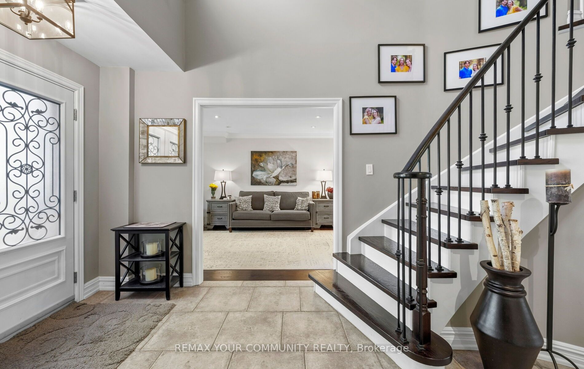 25 Albery Crescent