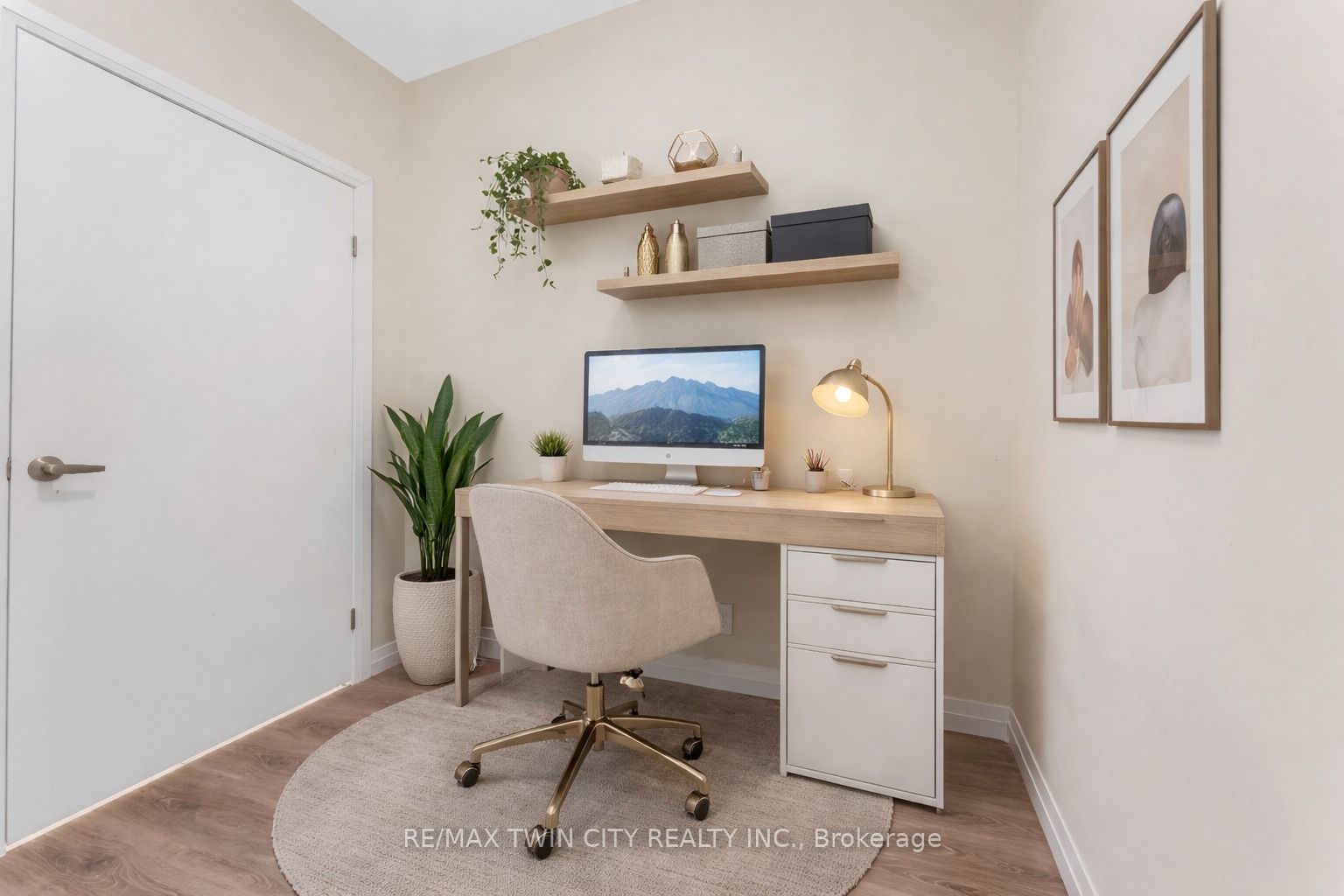 104 Garment Street 706