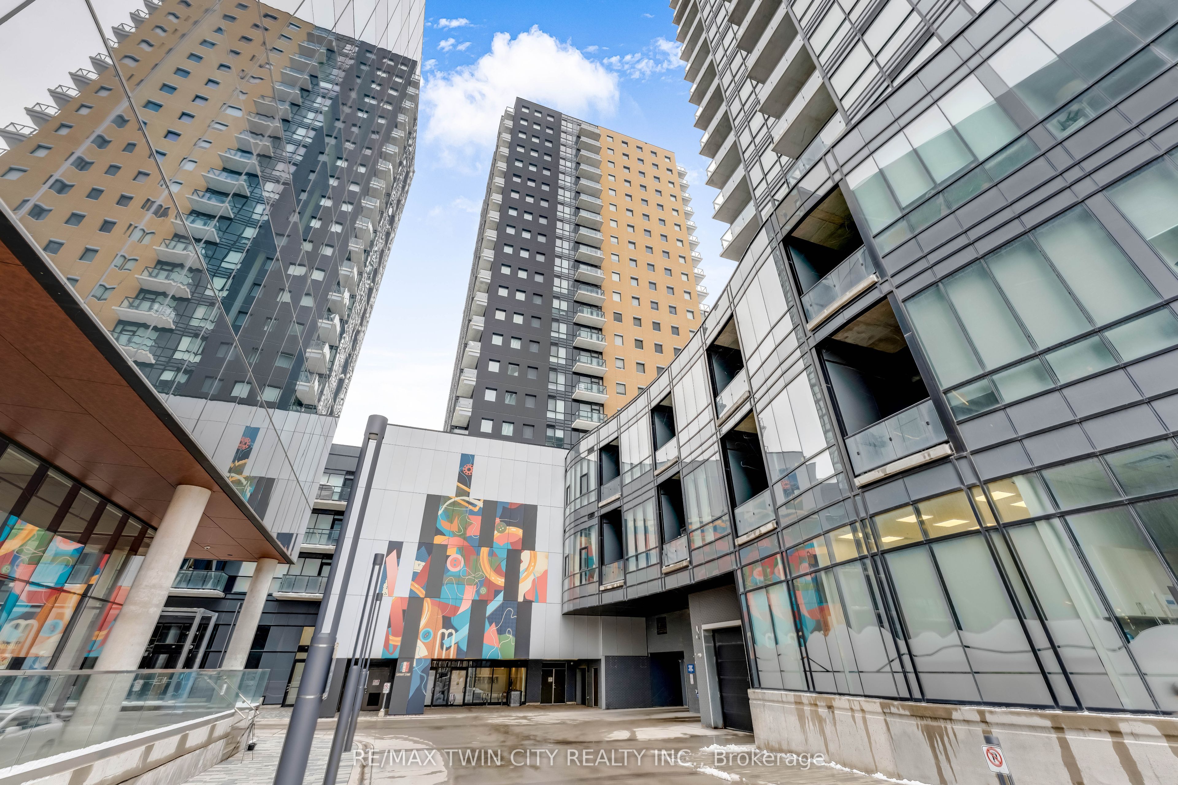 104 Garment Street 706