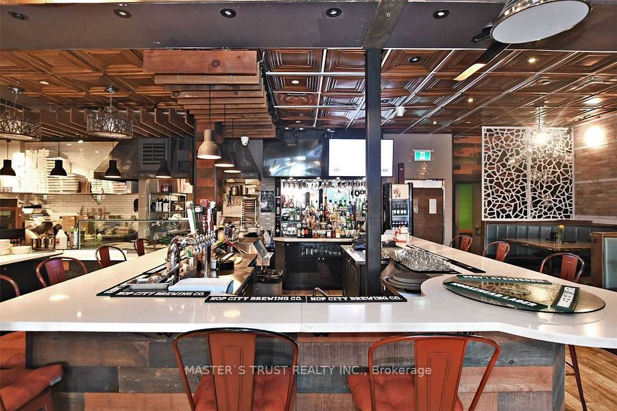 7181 Yonge Street 9 &106