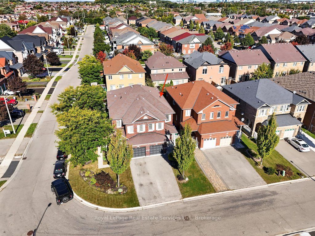 4445 Centretown Way
