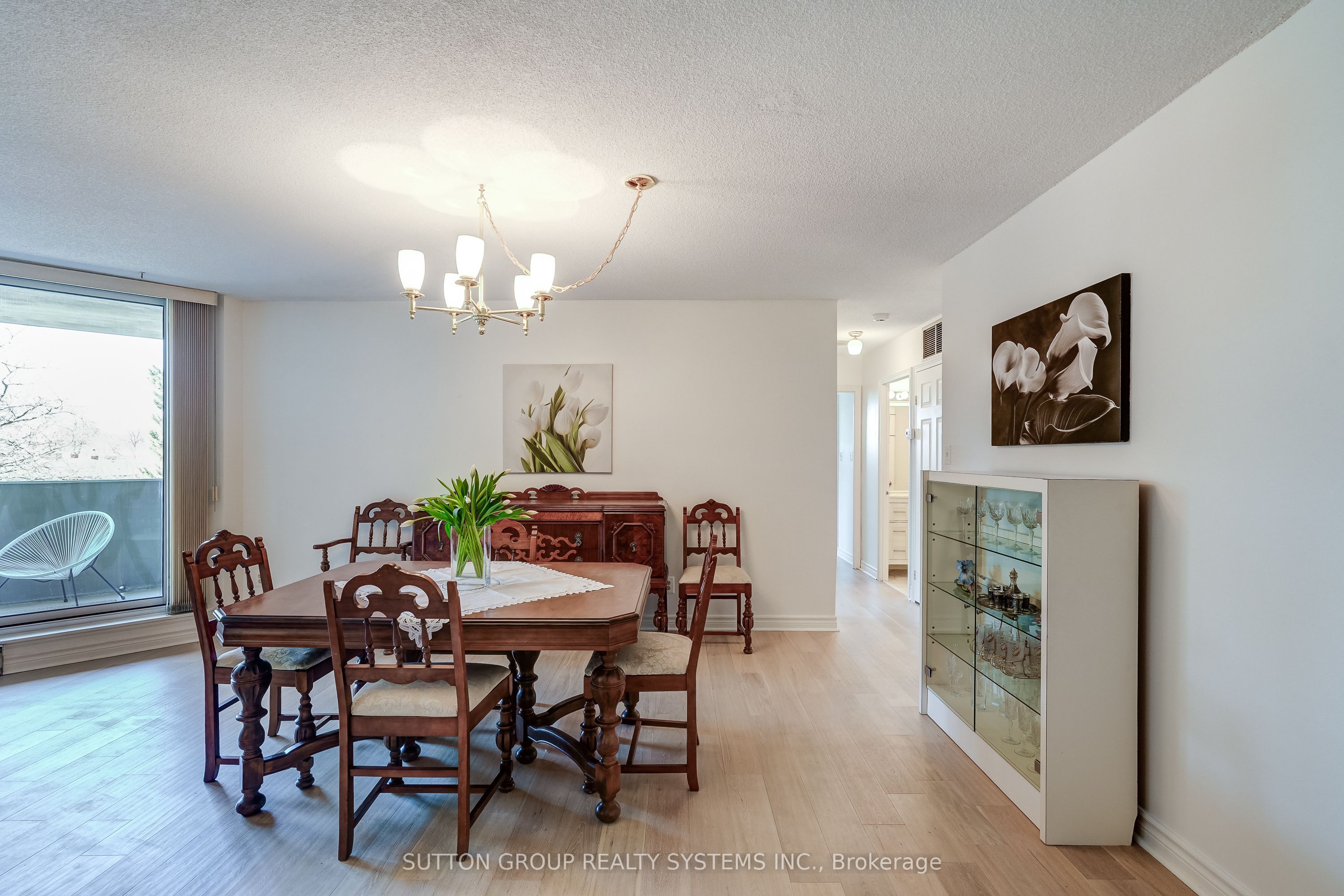 95 La Rose Avenue 308