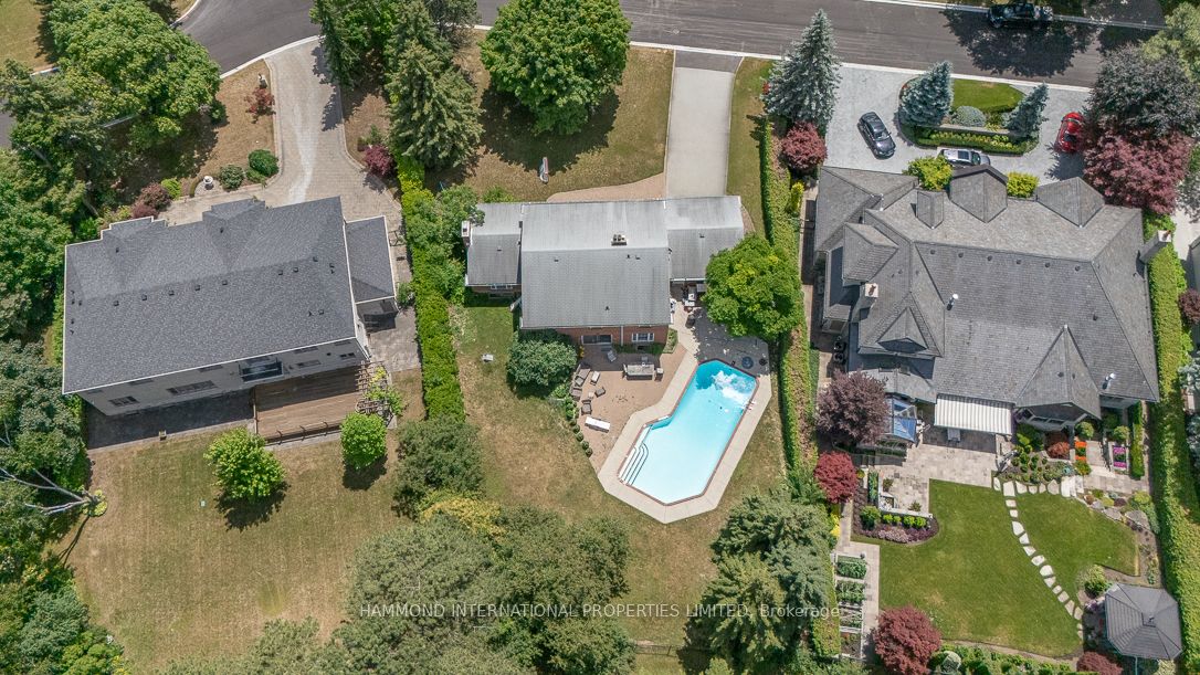 73 Fairway Heights Drive