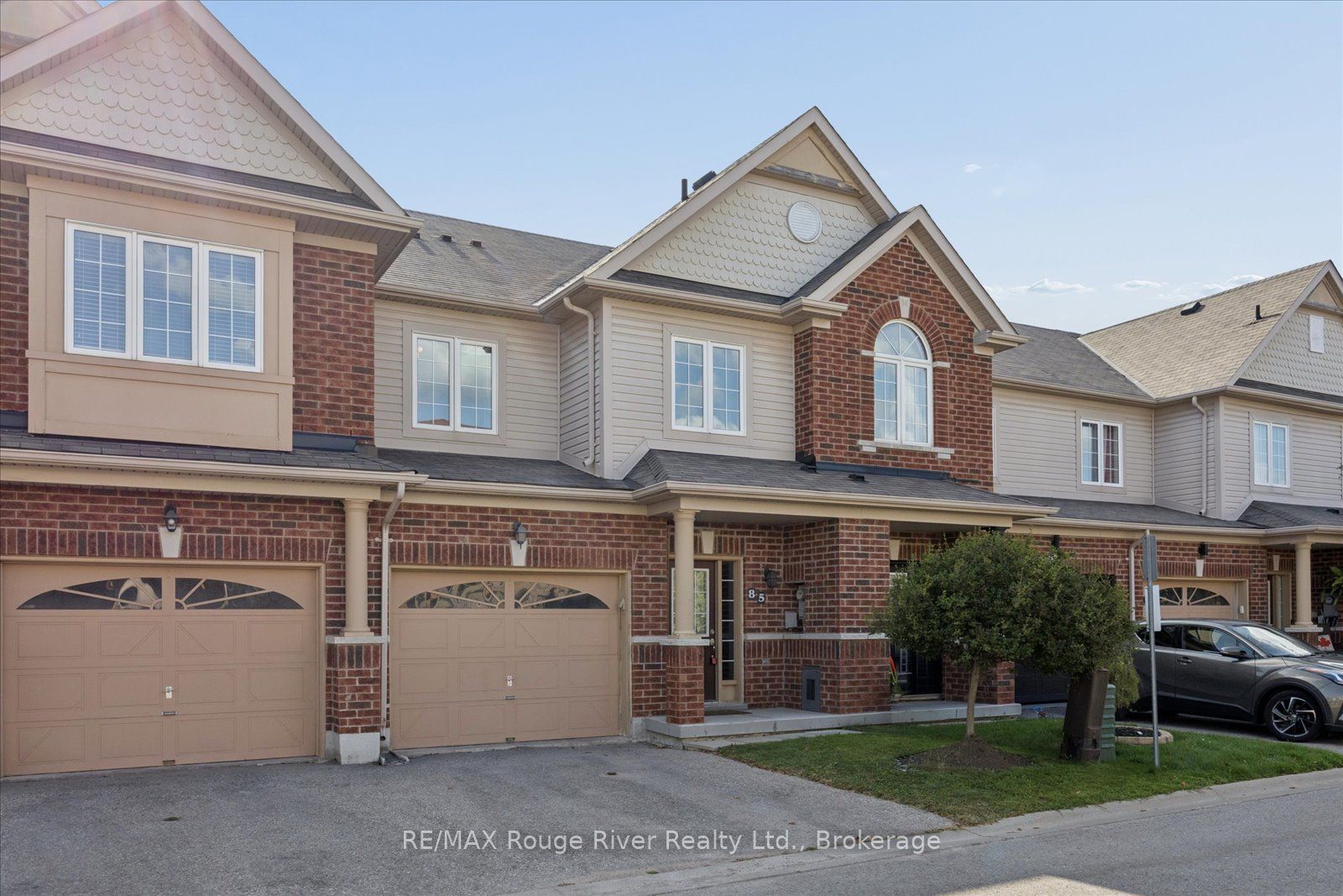 85 Lander Crescent