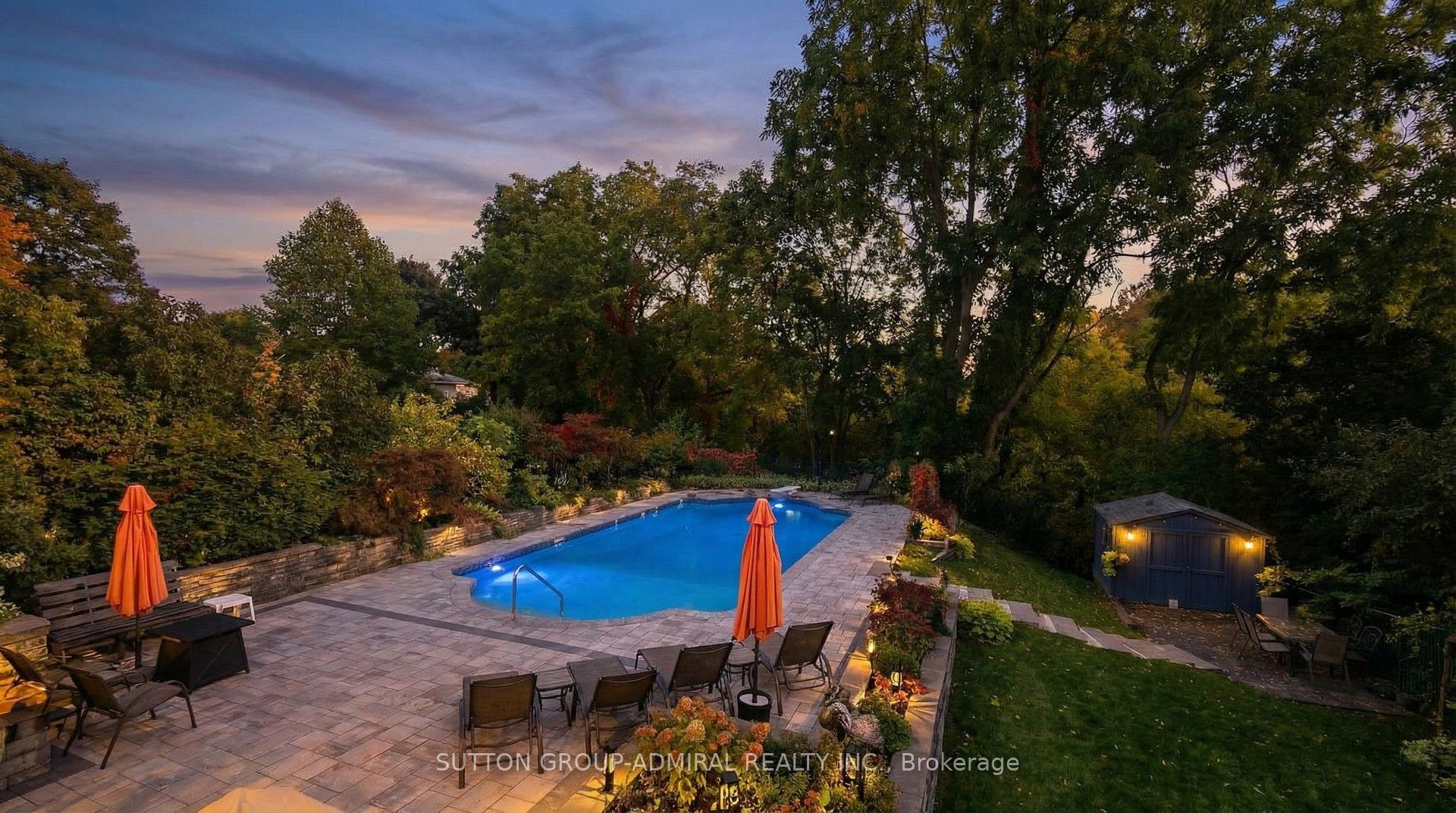 33 Thorny Brae Drive