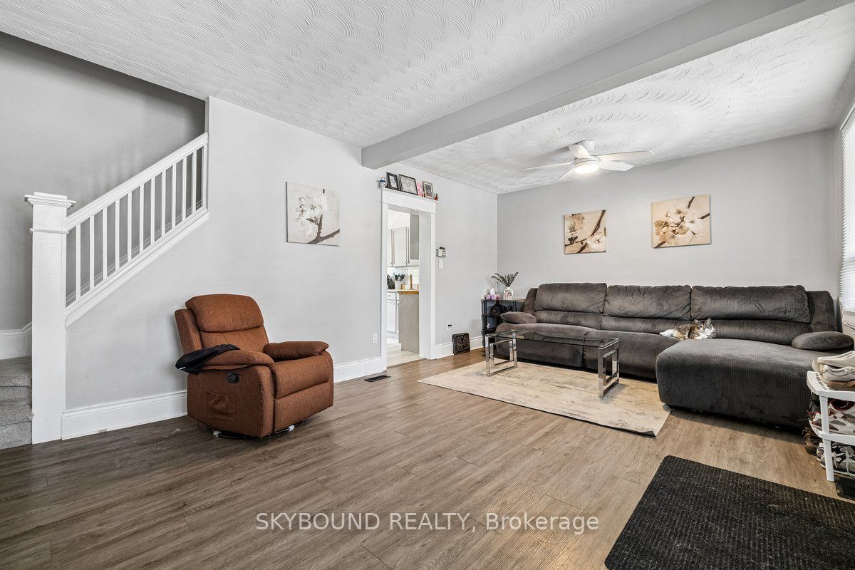 165 Paling Avenue