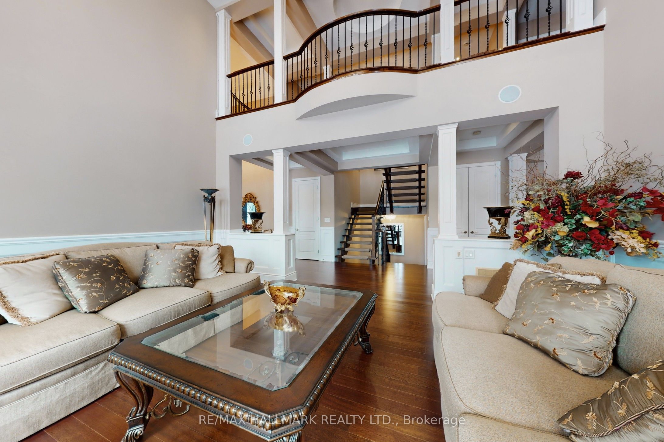 123 Carisbrooke Circle