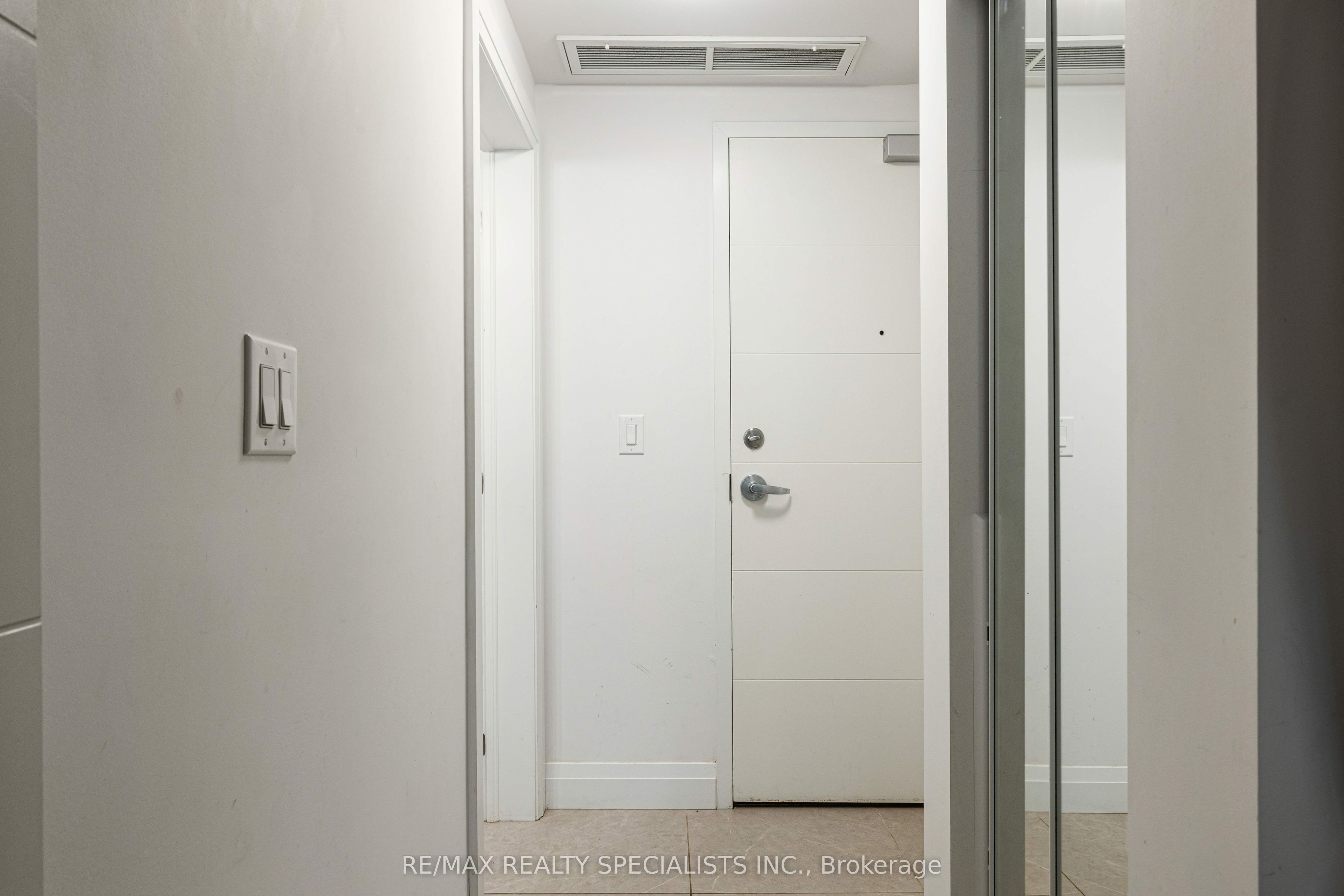 652 Princess Street 522