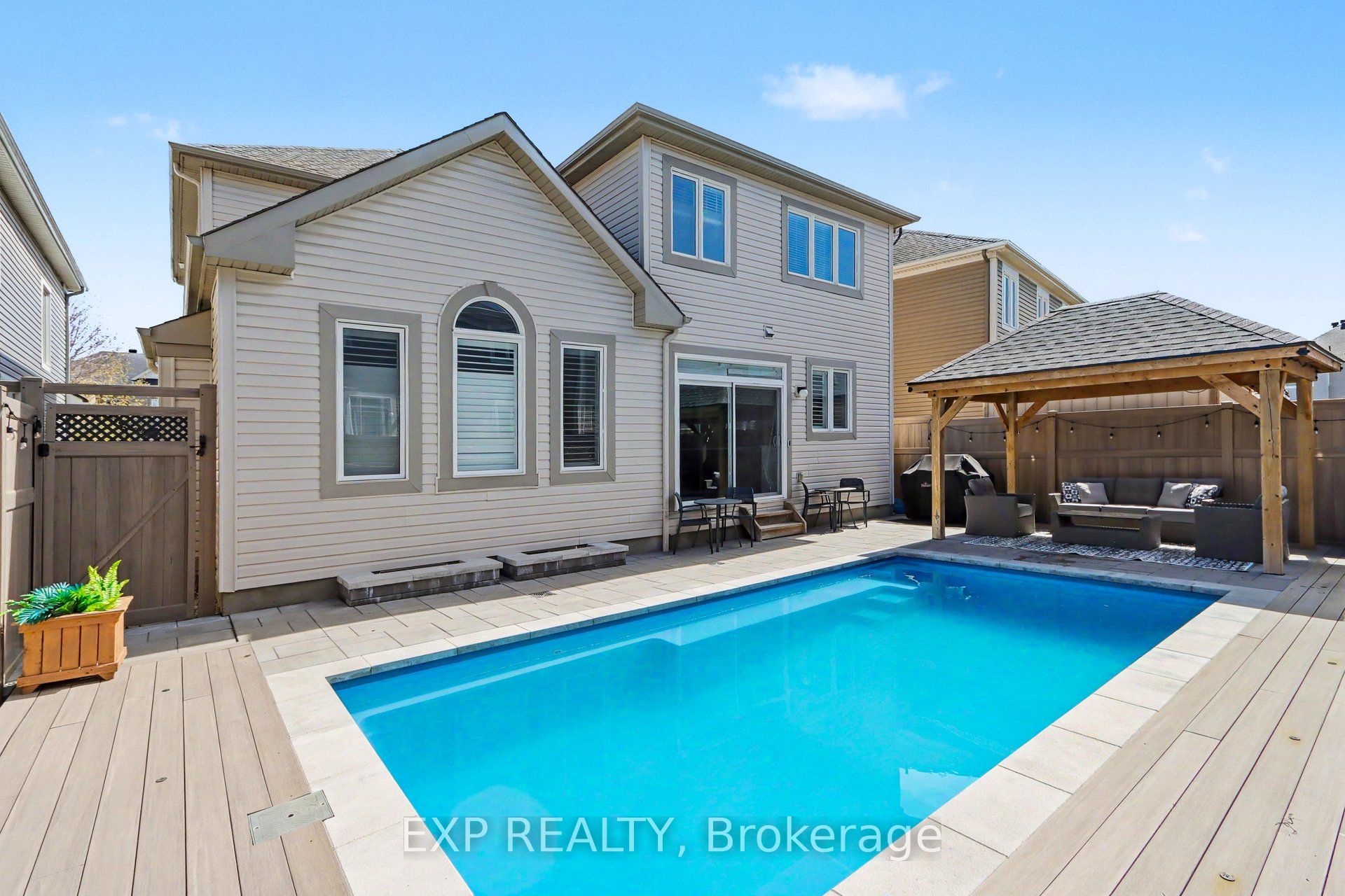 73 Bristling Crescent