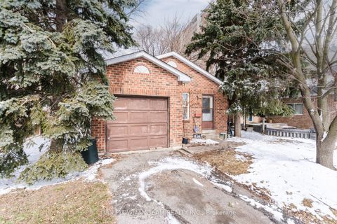 42 Plumridge Court Ajax ON L1S 3Z8