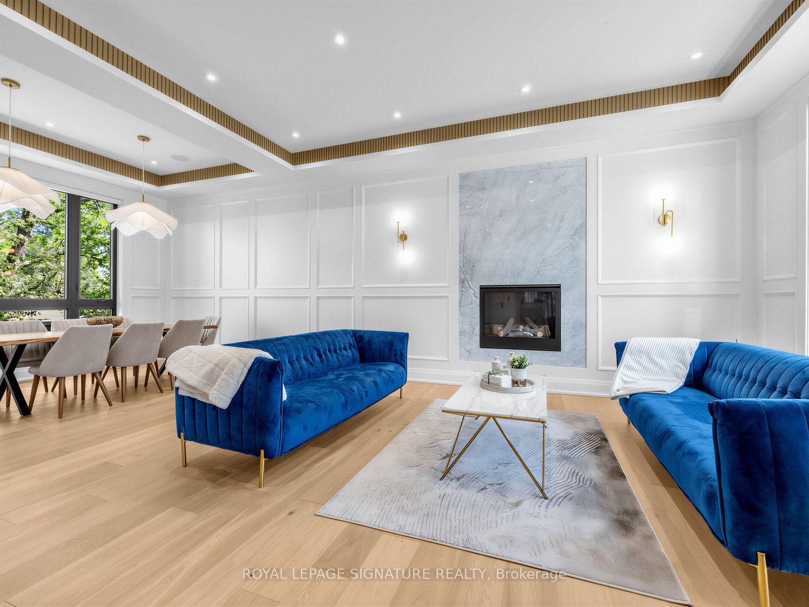 73 Starlight Crescent