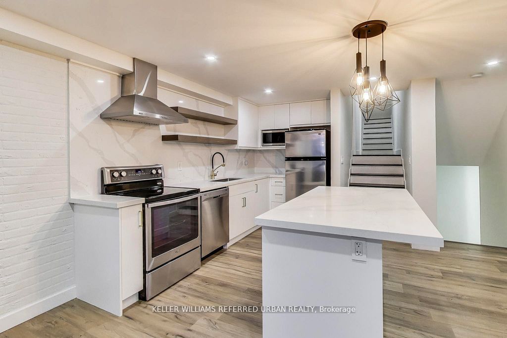 11 Wincott Drive 1215