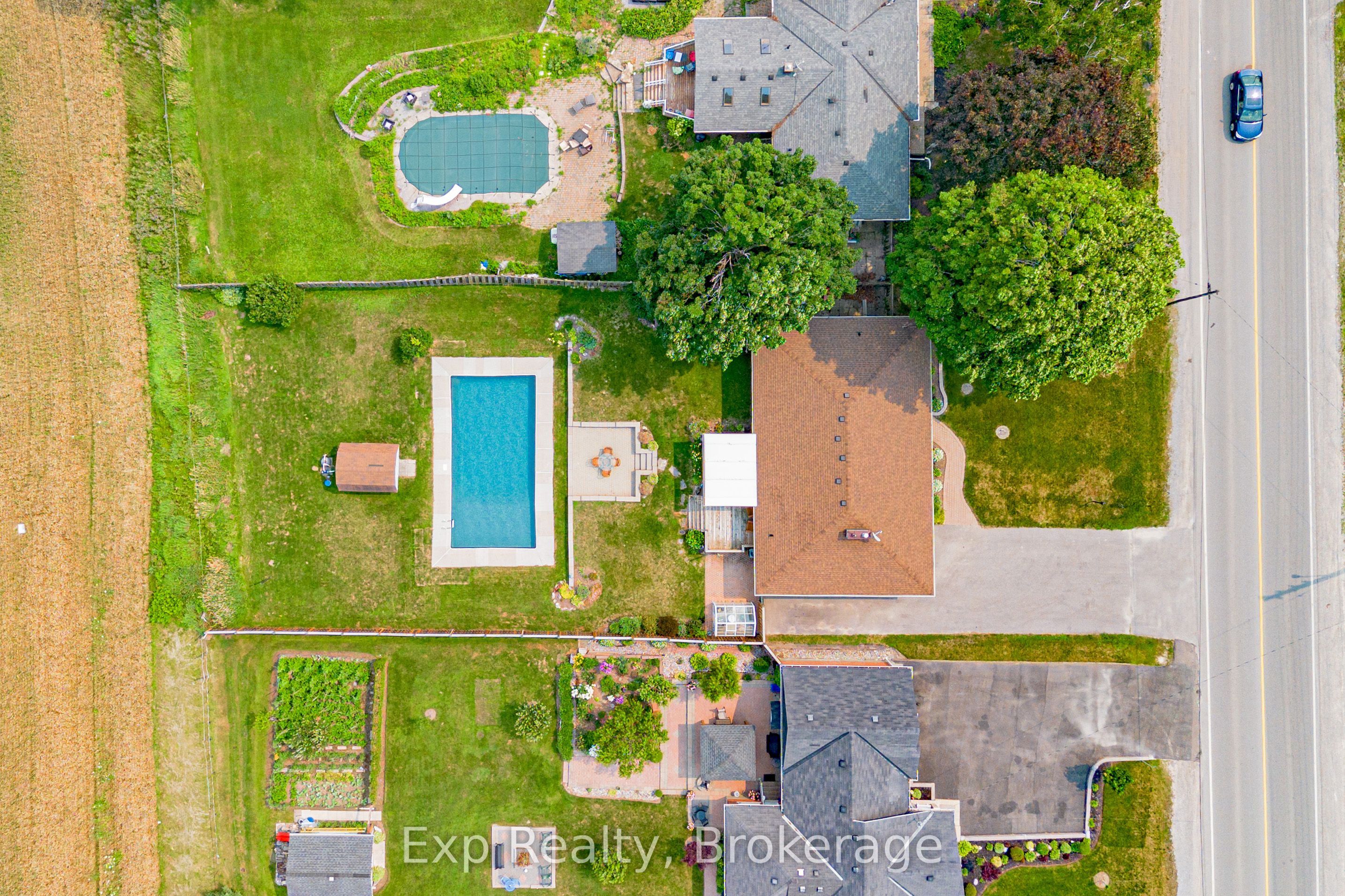 1325 Townline Road N