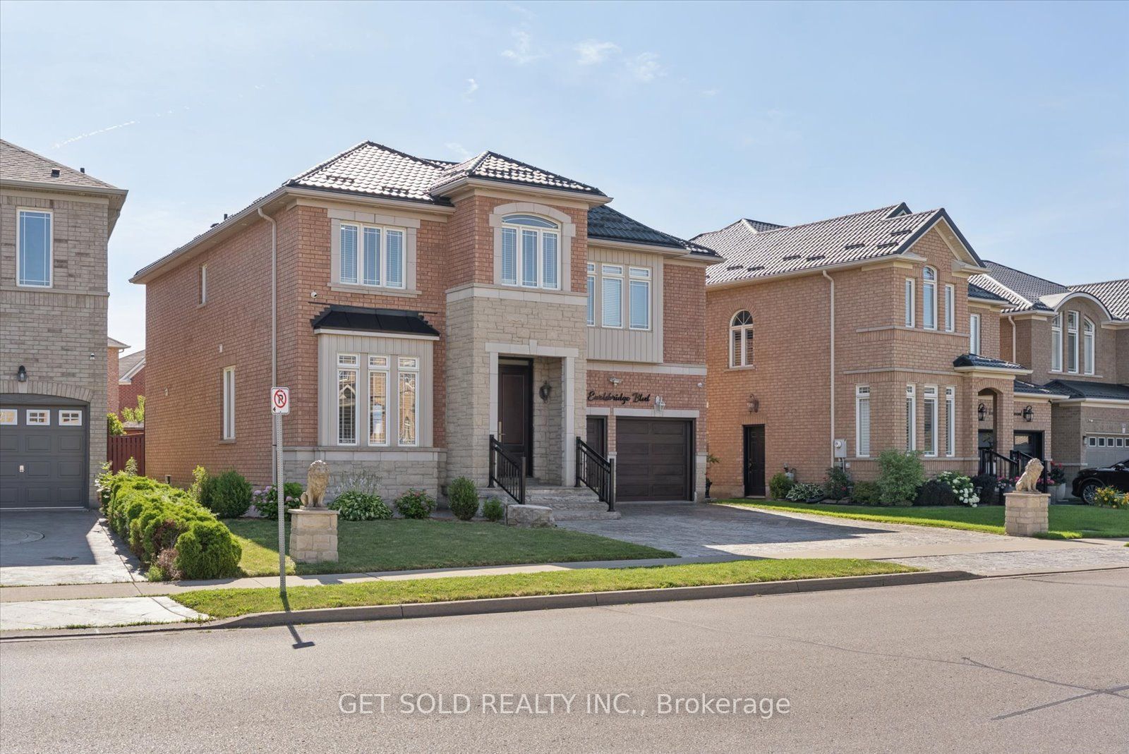 135 Earlsbridge Boulevard