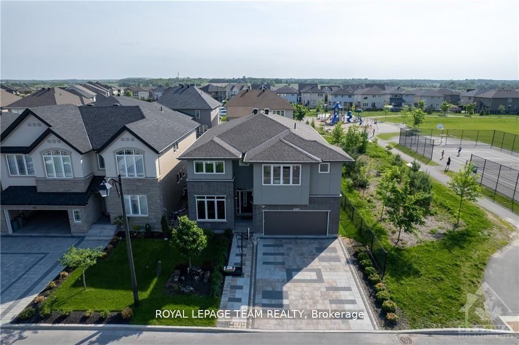 512 BRECCIA Heights