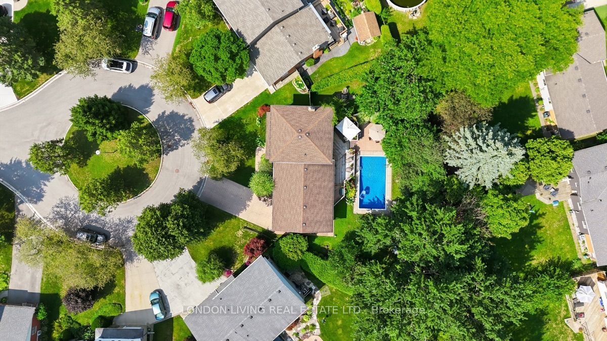 91 St Clair Court