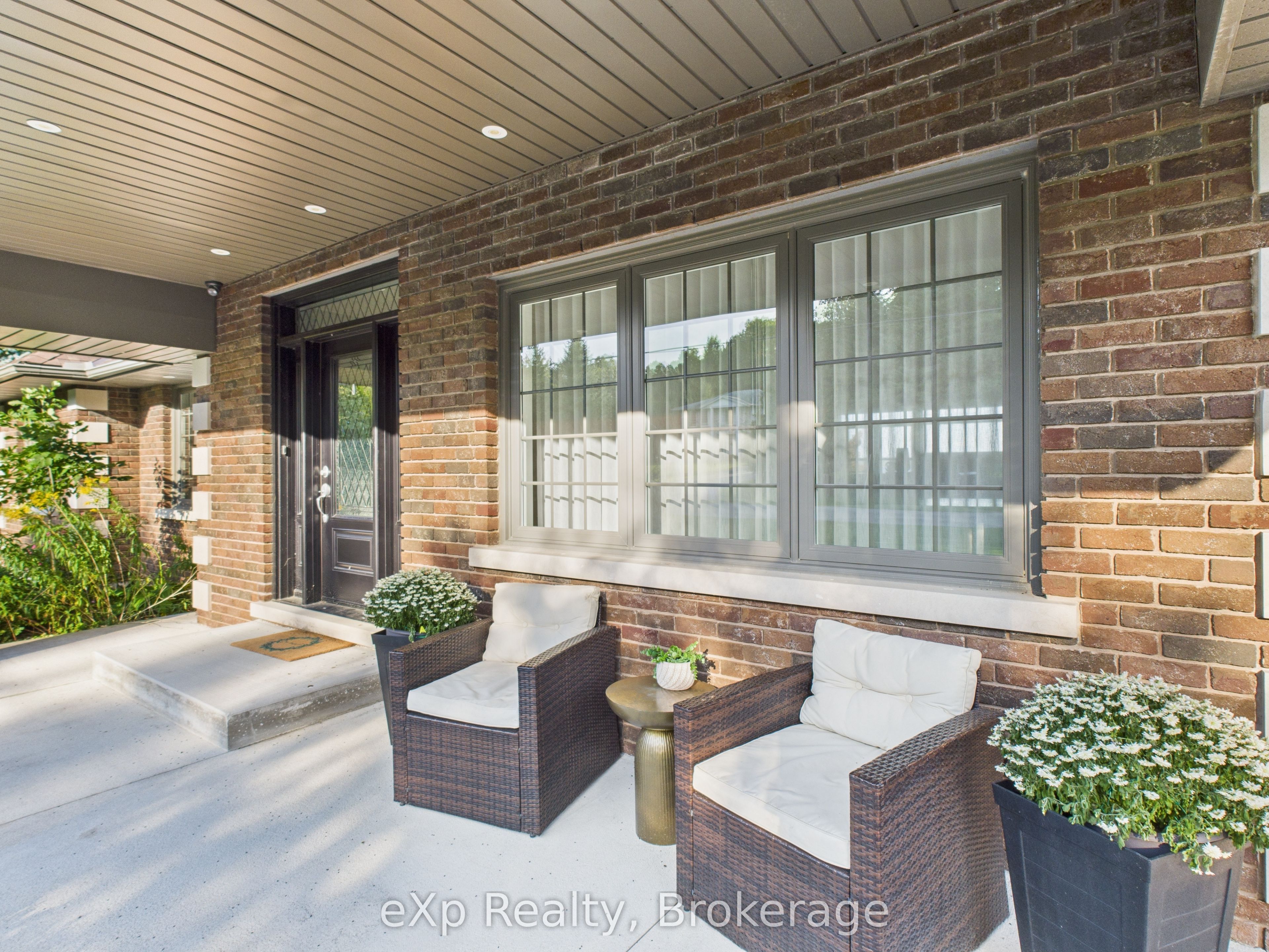 197 Balmy Beach Road