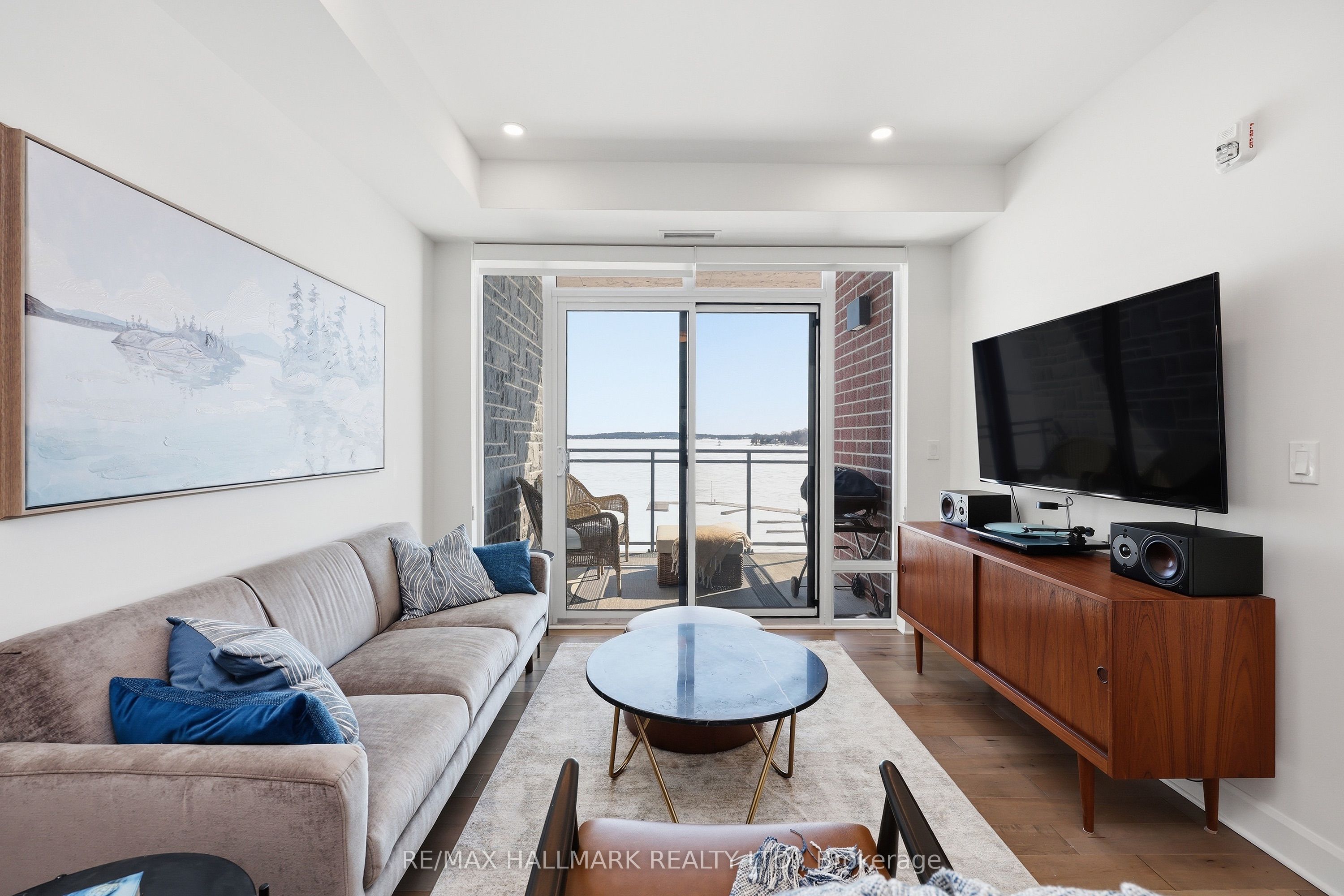 129b South Street 318