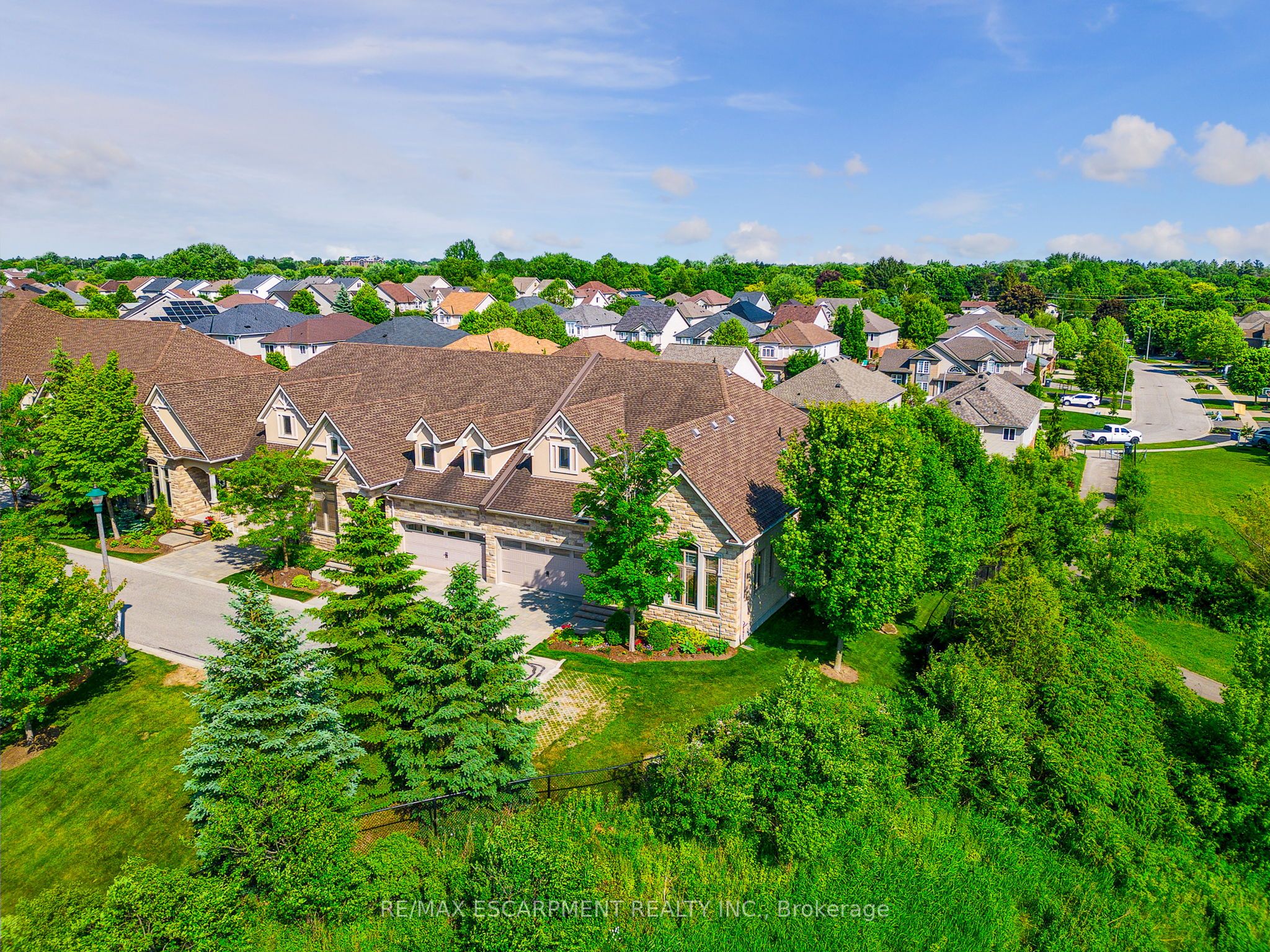 19 Simmonds Drive 14
