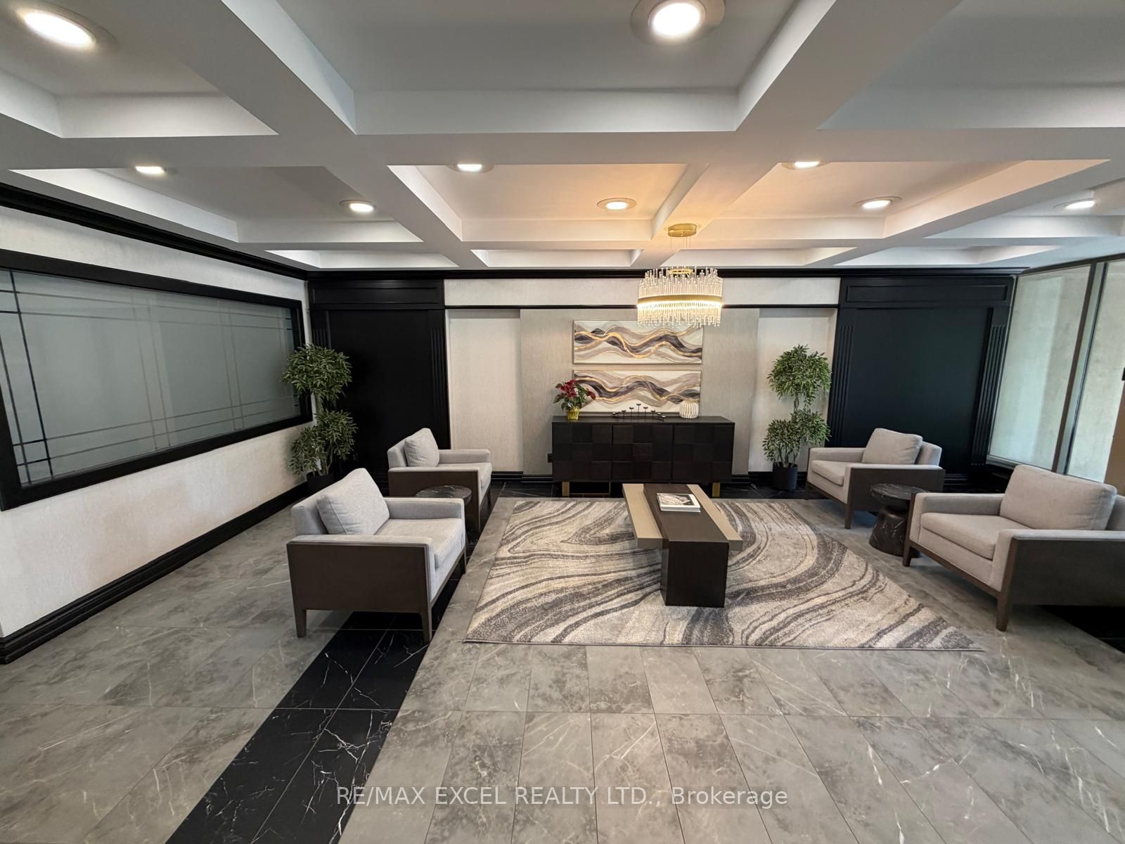 91 Townsgate Drive 507