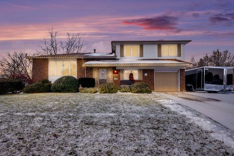 101 Dreyer Drive Ajax ON L1S 1J3