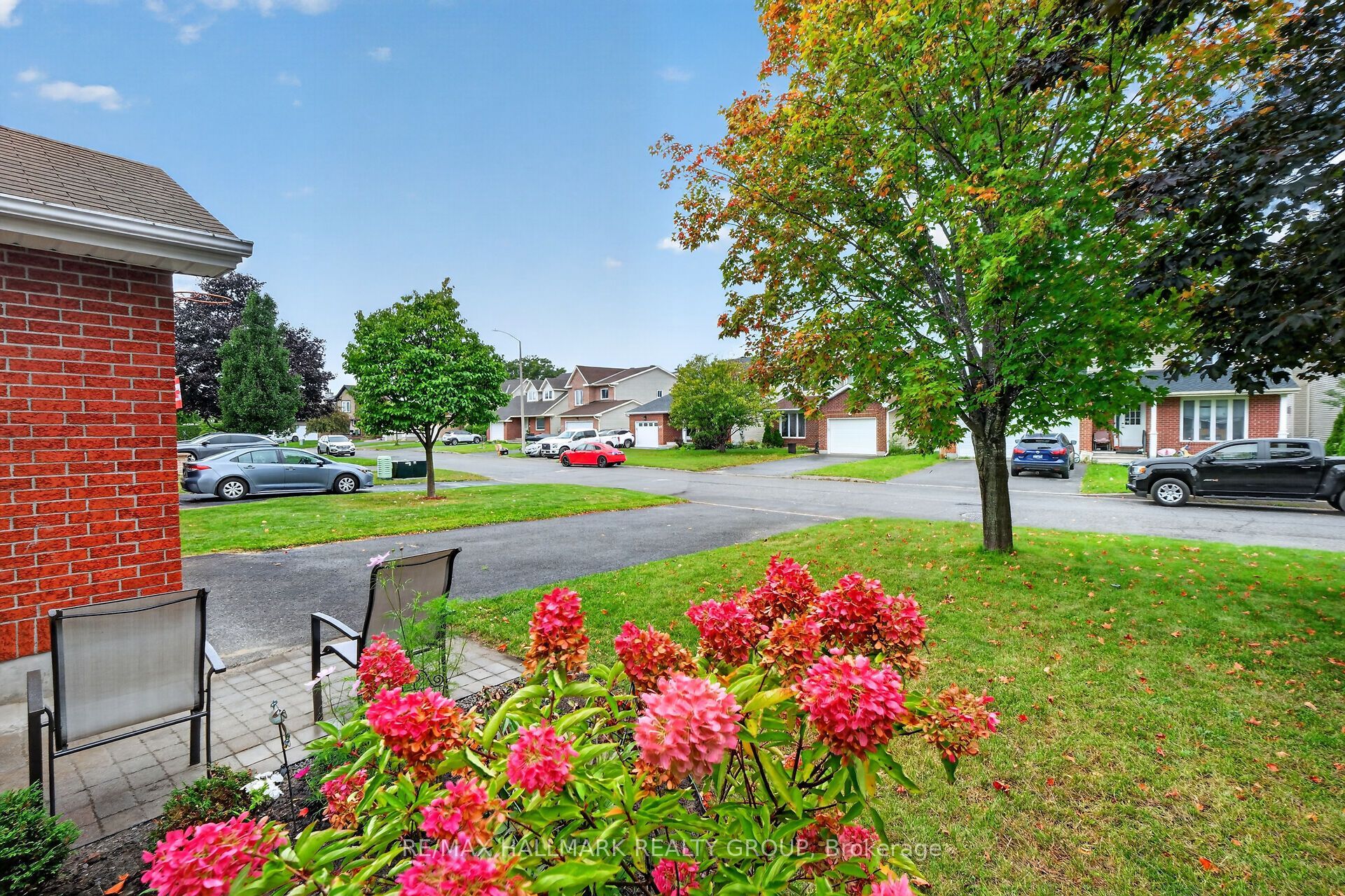 502 Rougemount Crescent