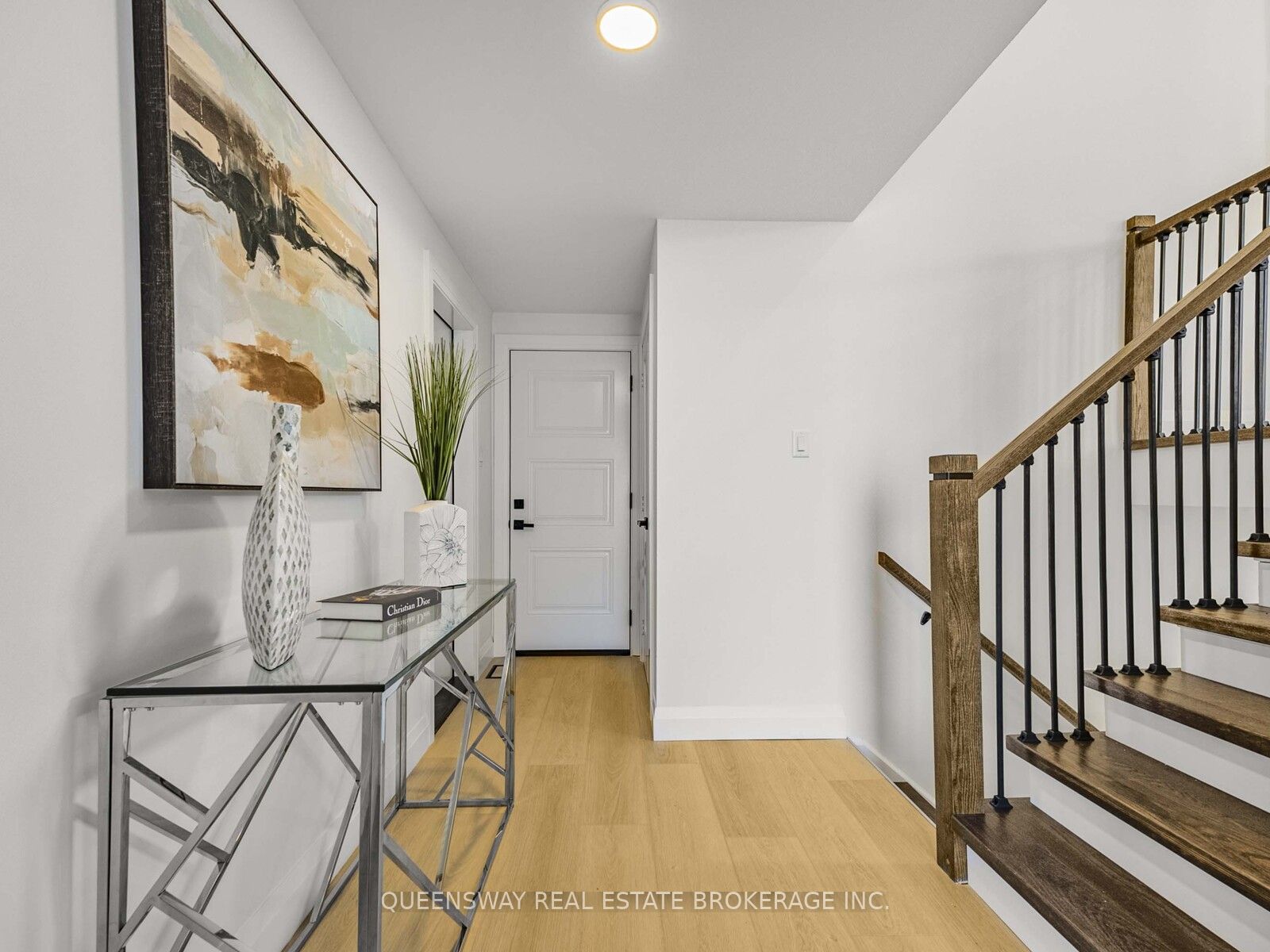 1128 Pinegrove Road