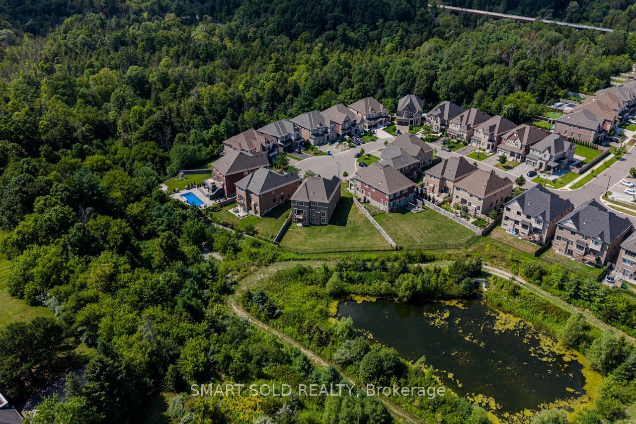 259 Stormont Trail