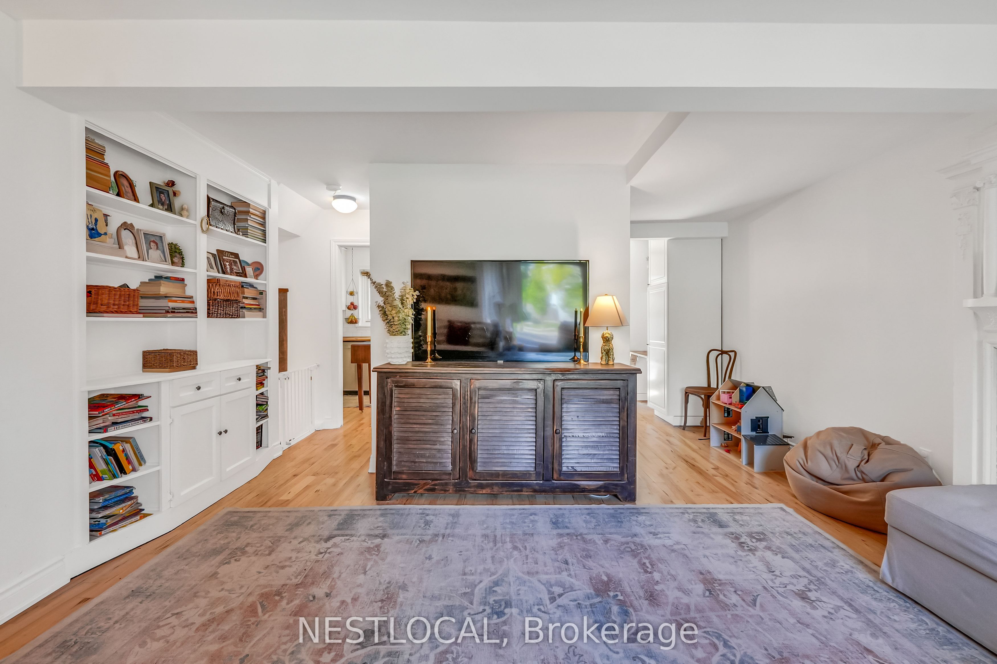 1007 Falgarwood Drive