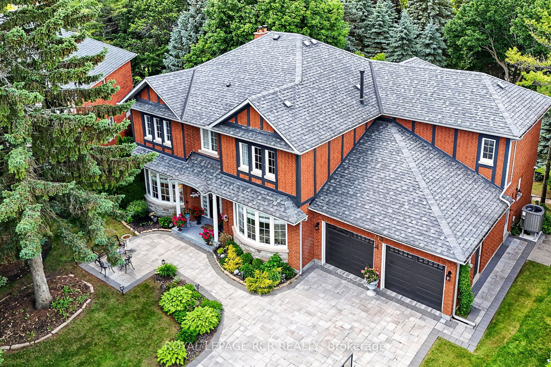 713 Exceller Circle