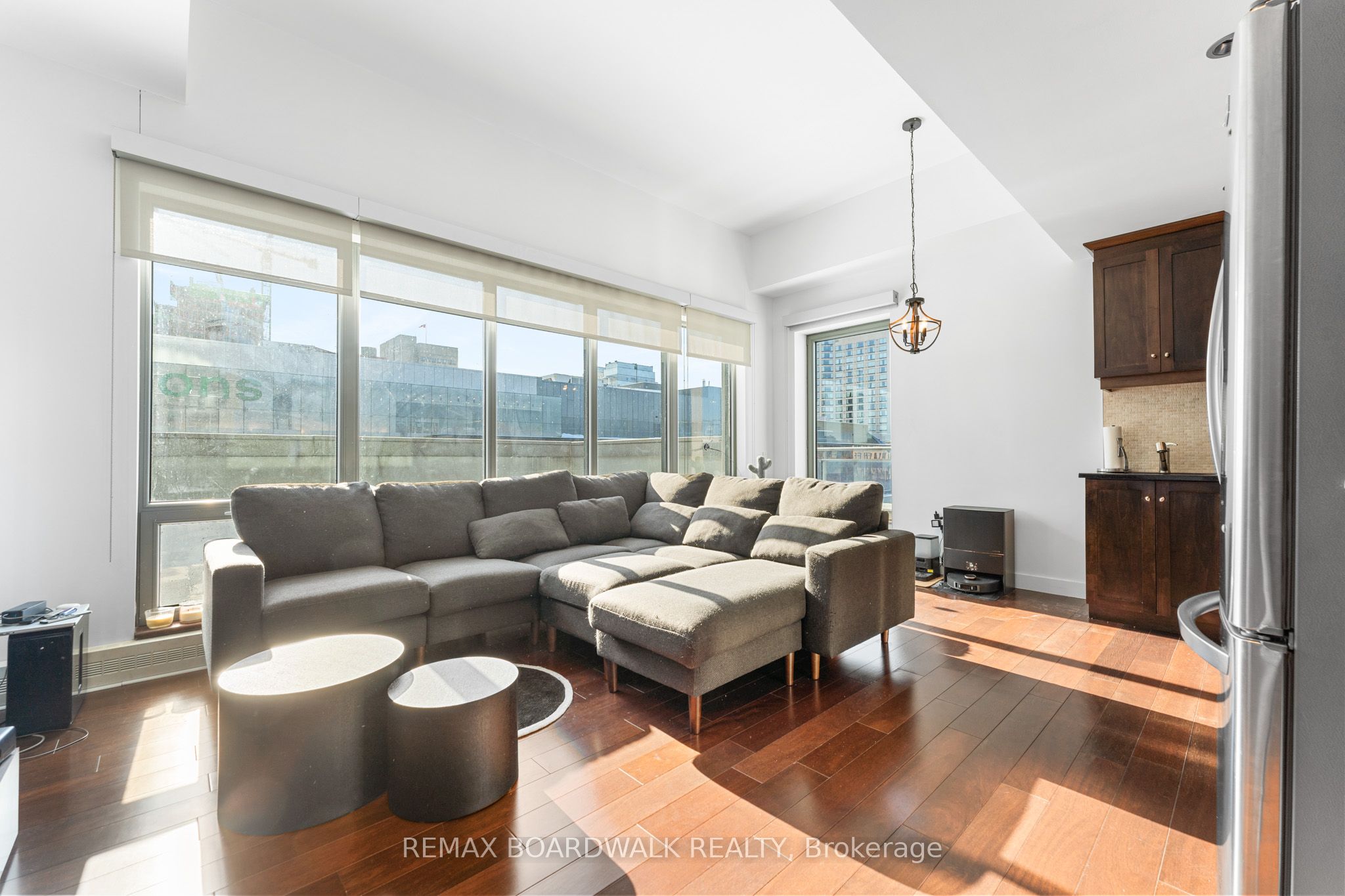 90 George Street 401