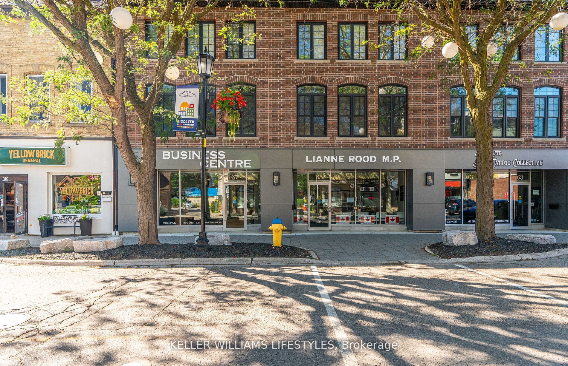 67 Front Street W