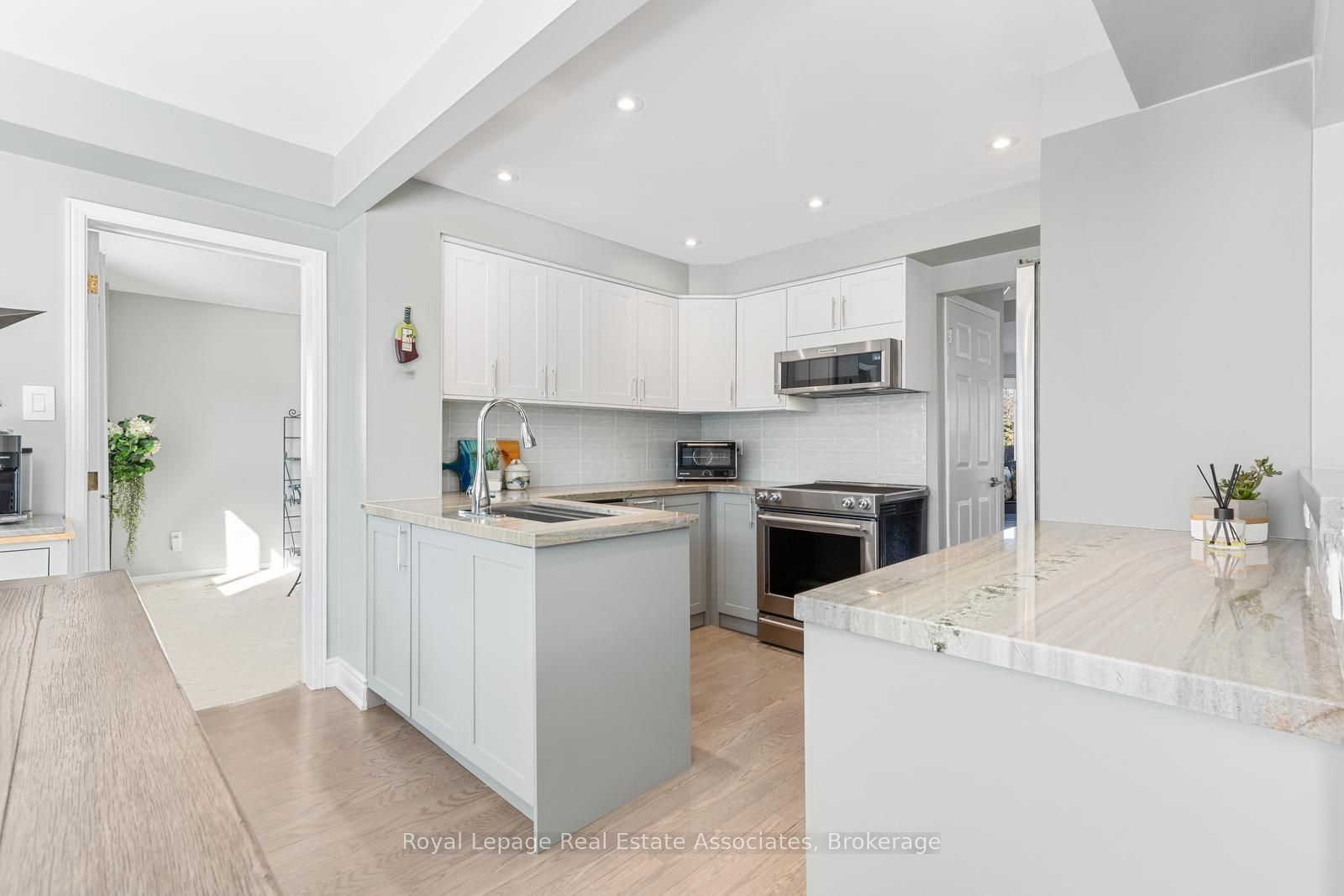 6762 Snow Goose Lane