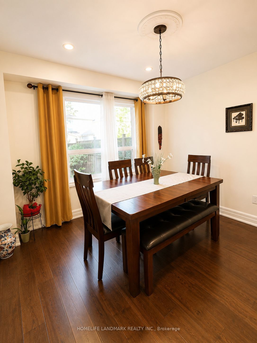 115 Avenue Road 13