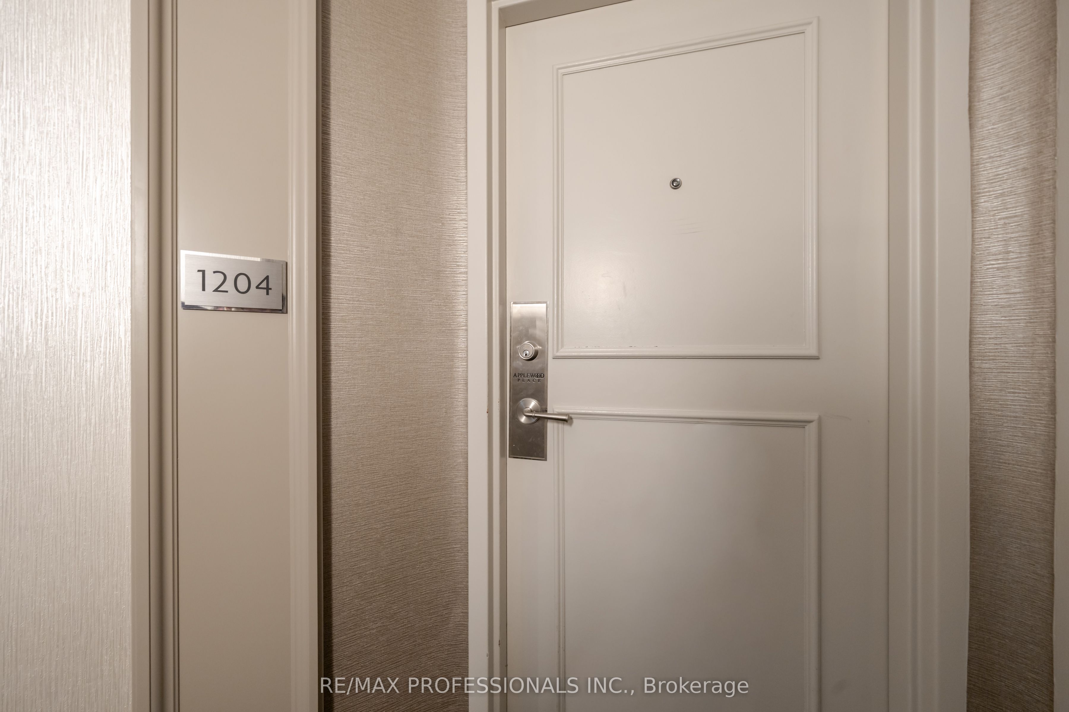 1333 Bloor Street 1204